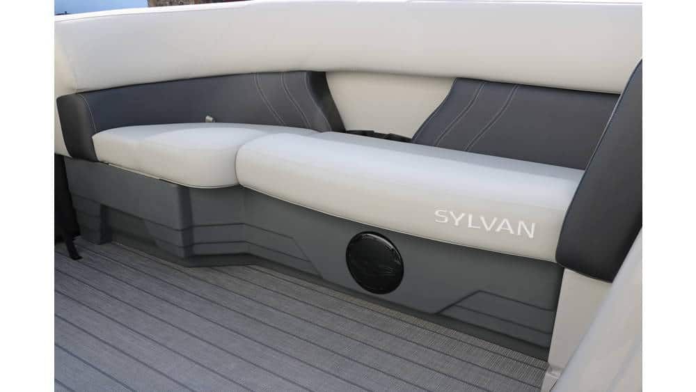 2025 Sylvan Mirage 820 Party Fish Premium - 26