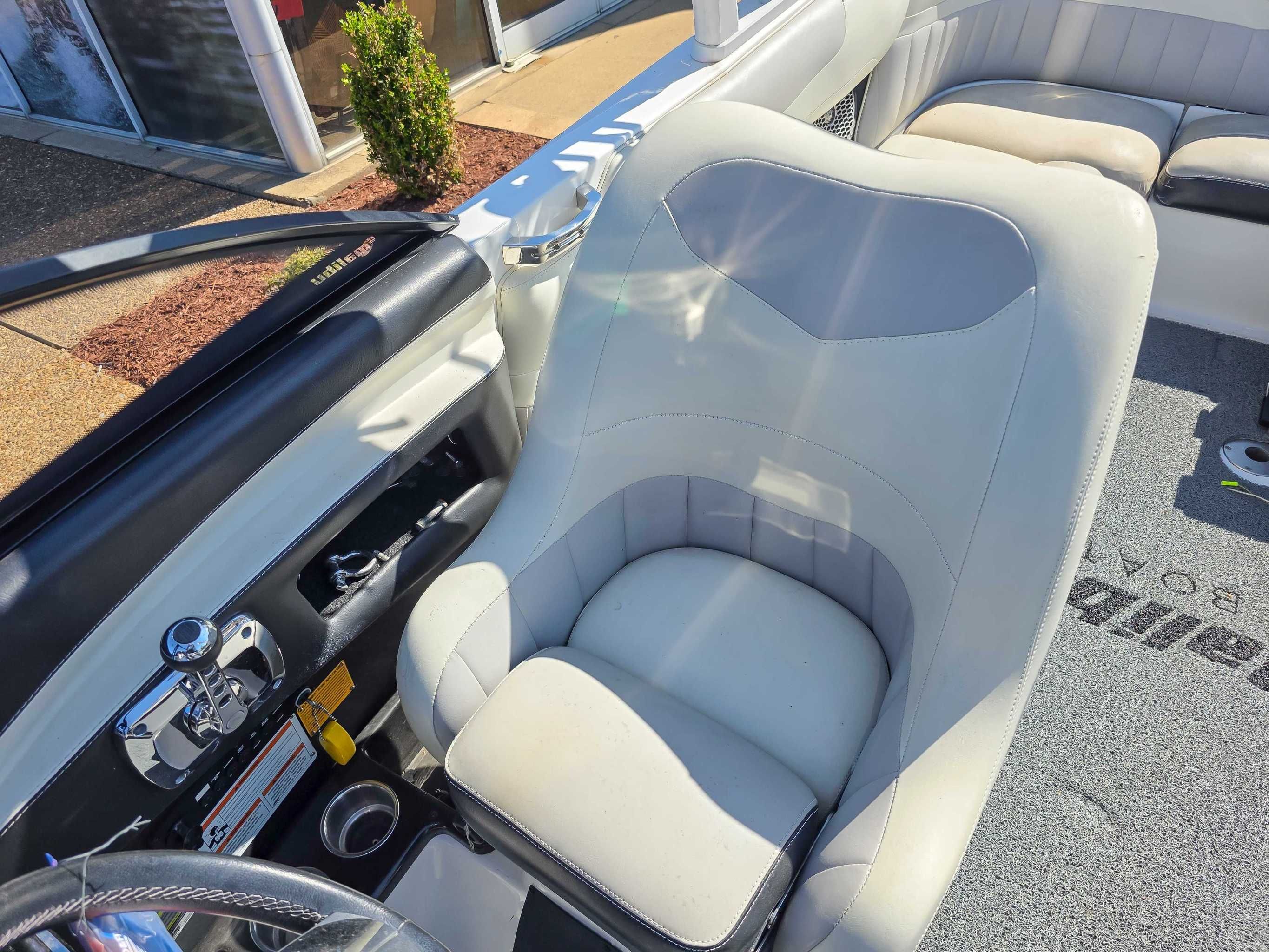 2013 Malibu Wakesetter 24 MXZ - 13