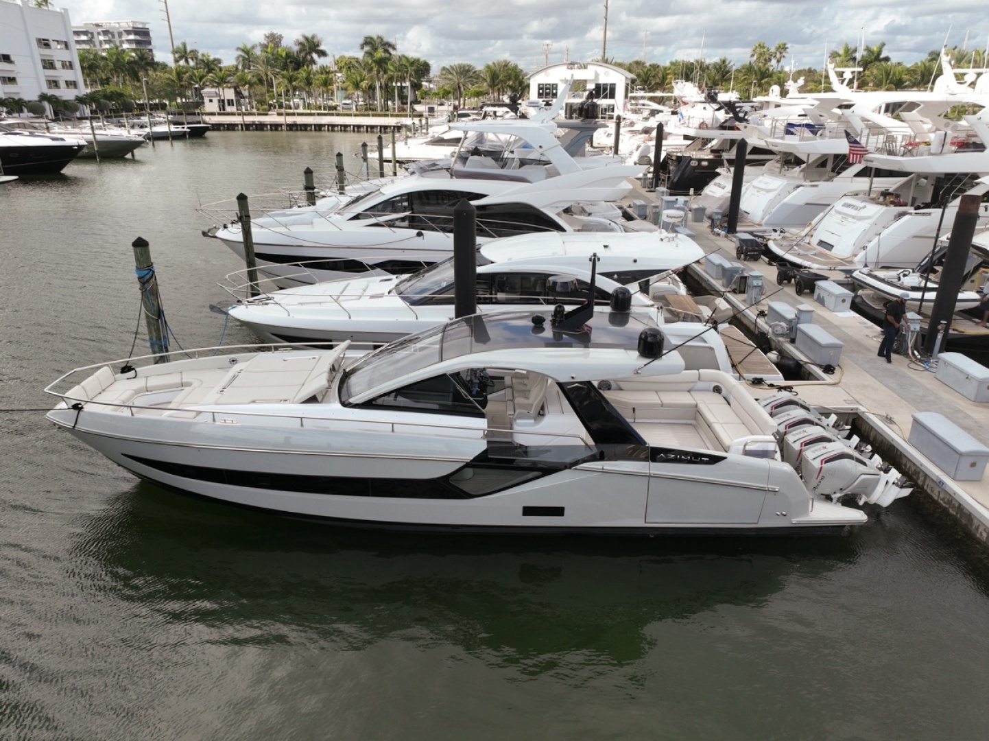 2023 Azimut Verve 47 - Image 3