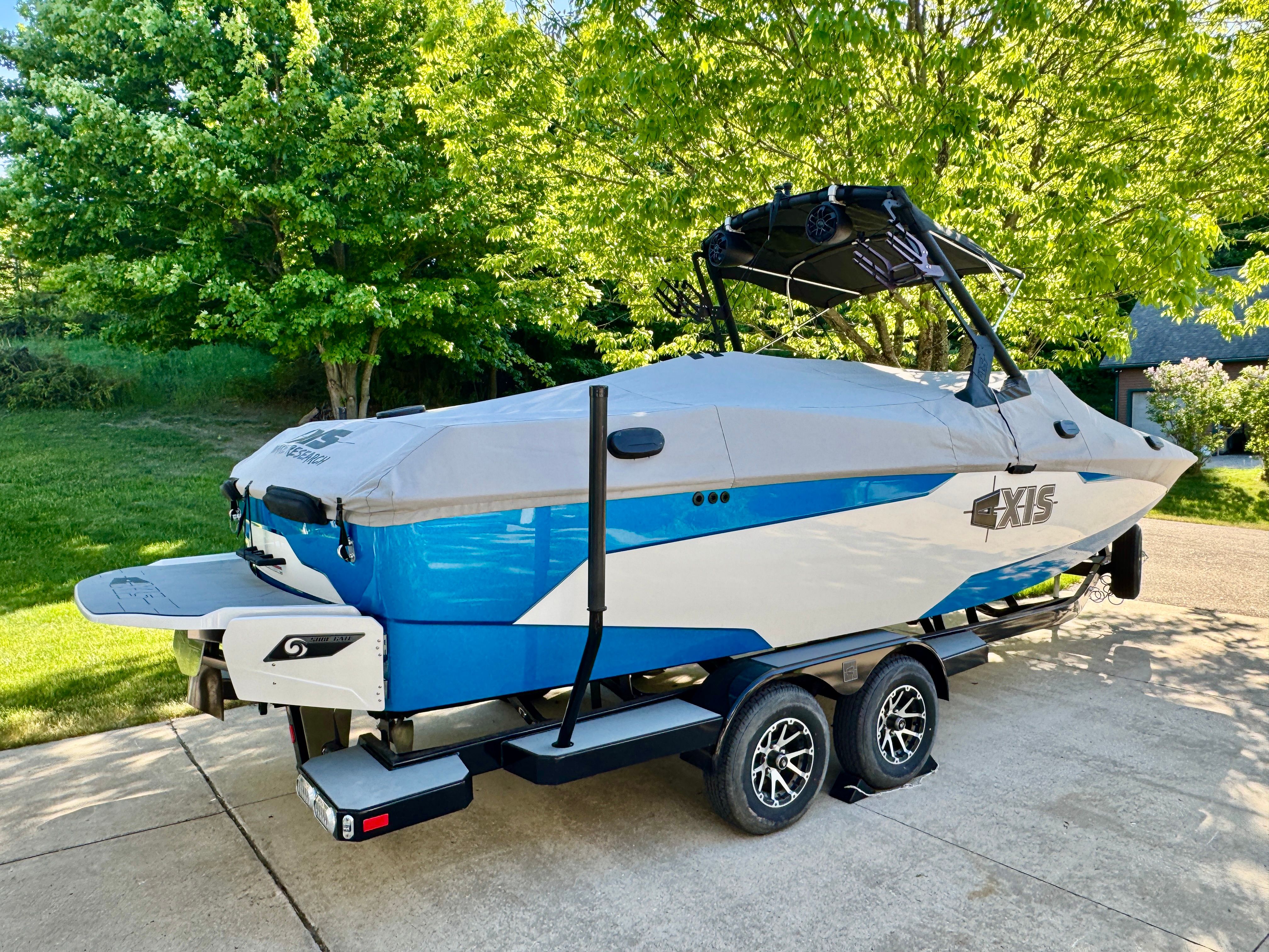 2022 Axis Wake Research A24 - 48