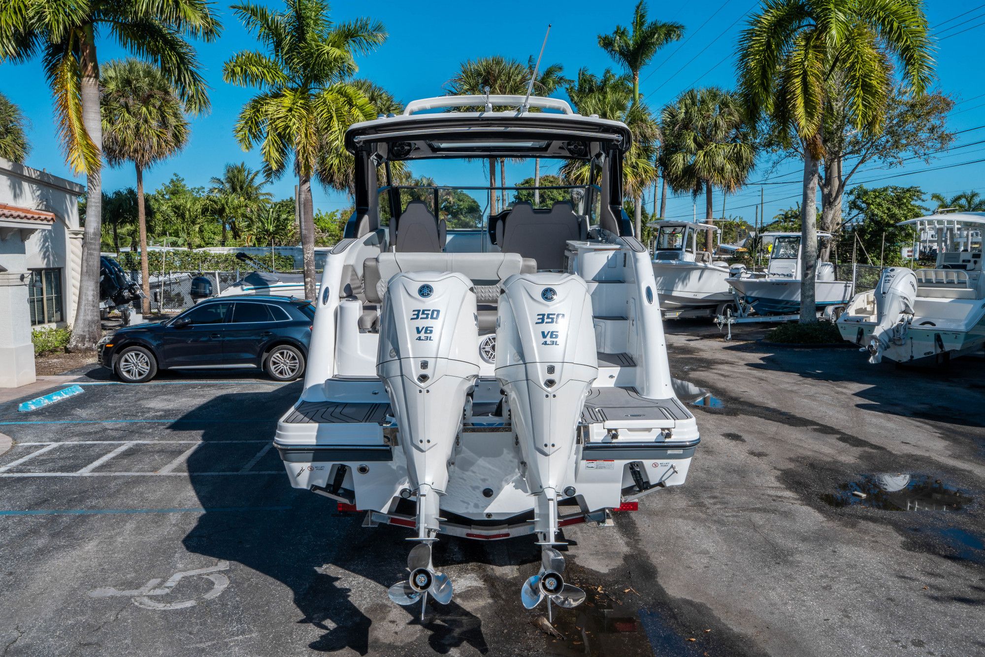 2026 Hurricane SunDeck 3200 OB - 3