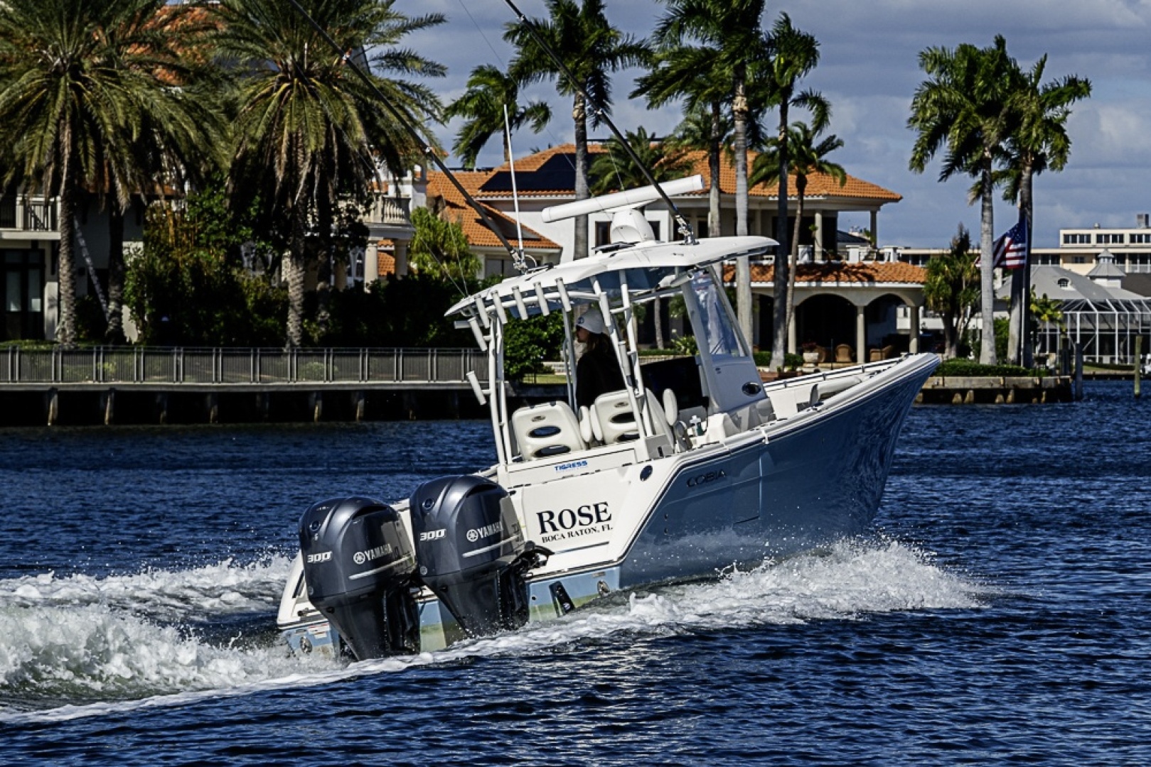 2021 Cobia 320 CC - Image 49