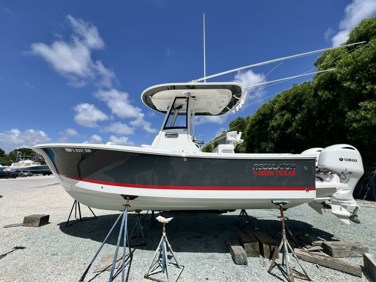 2020 Regulator 23 FS - Image 8