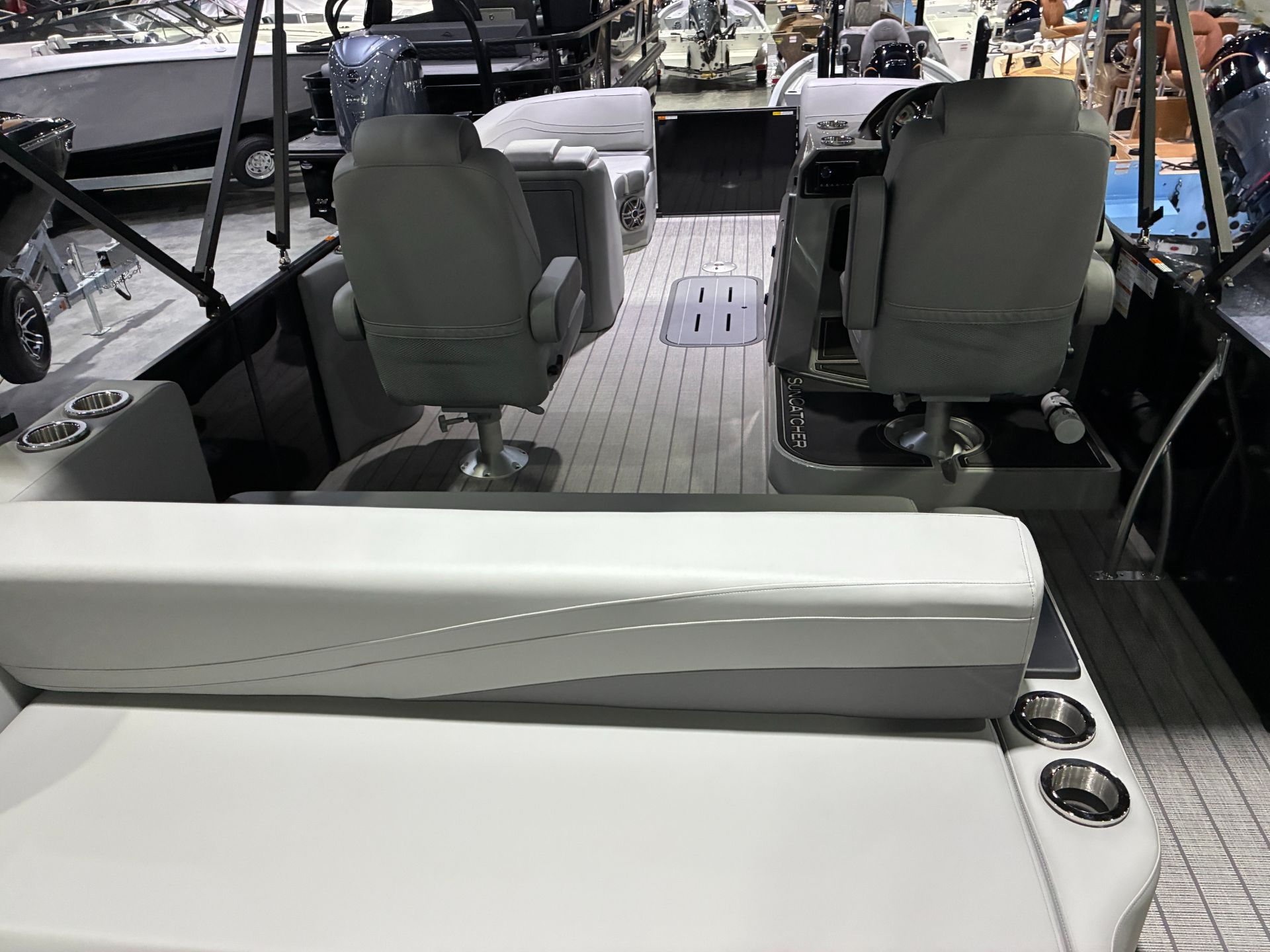 2026 SunCatcher Fusion 324SL - 12