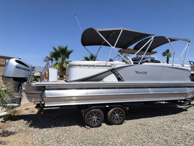 2026 Tahoe LTZ Quad Lounger 23 FT