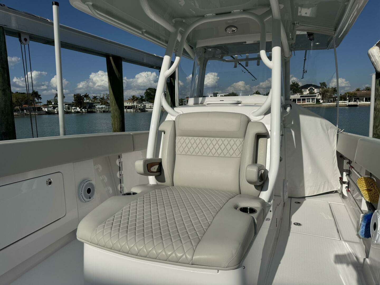 2024 Jupiter 38 HFS - Image 65