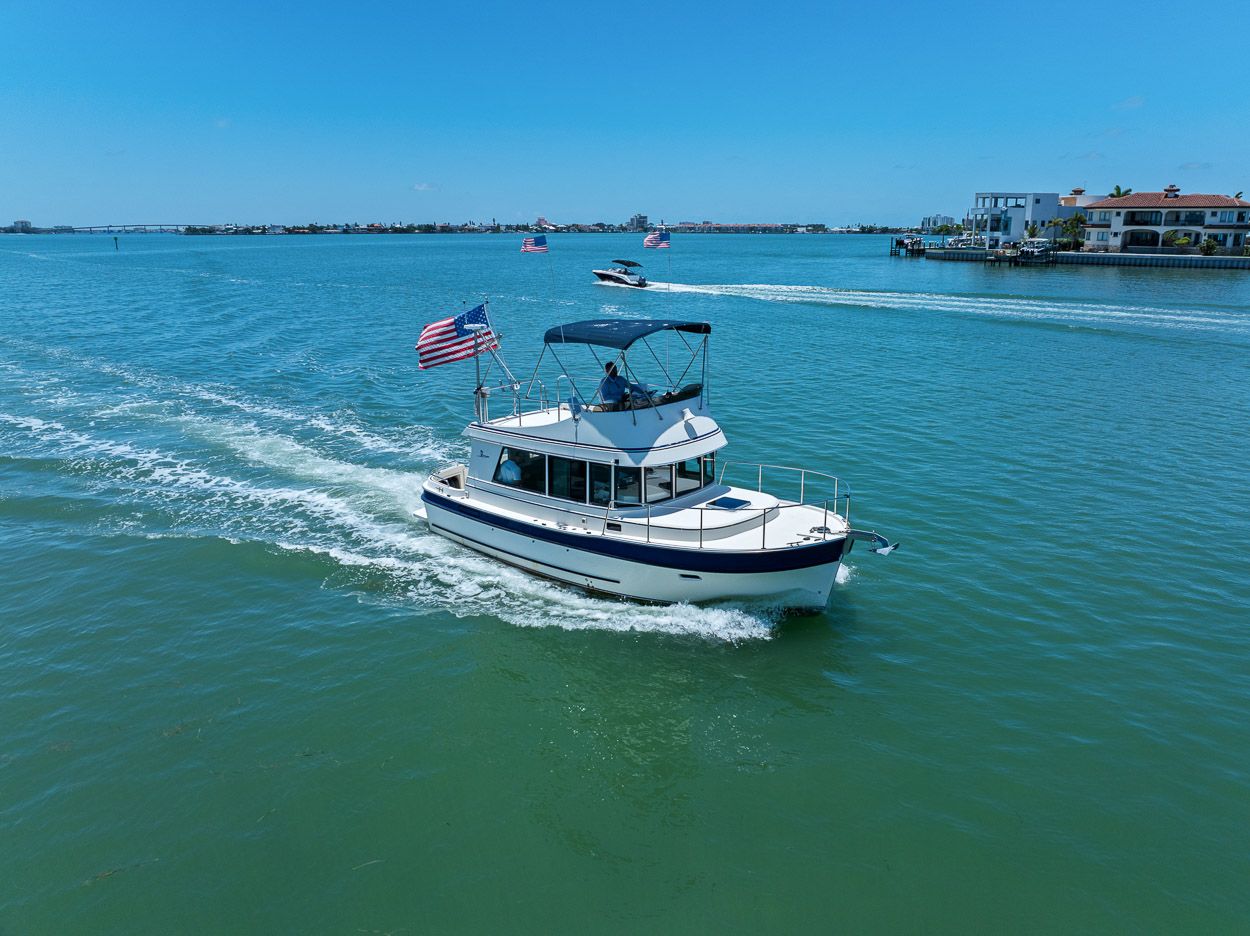 2001 Camano 31 Trawler - 33