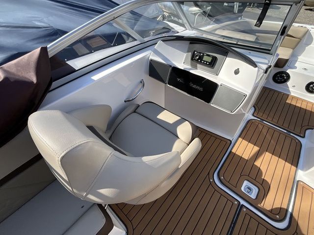 2021 Hurricane SunDeck 191 OB - 9