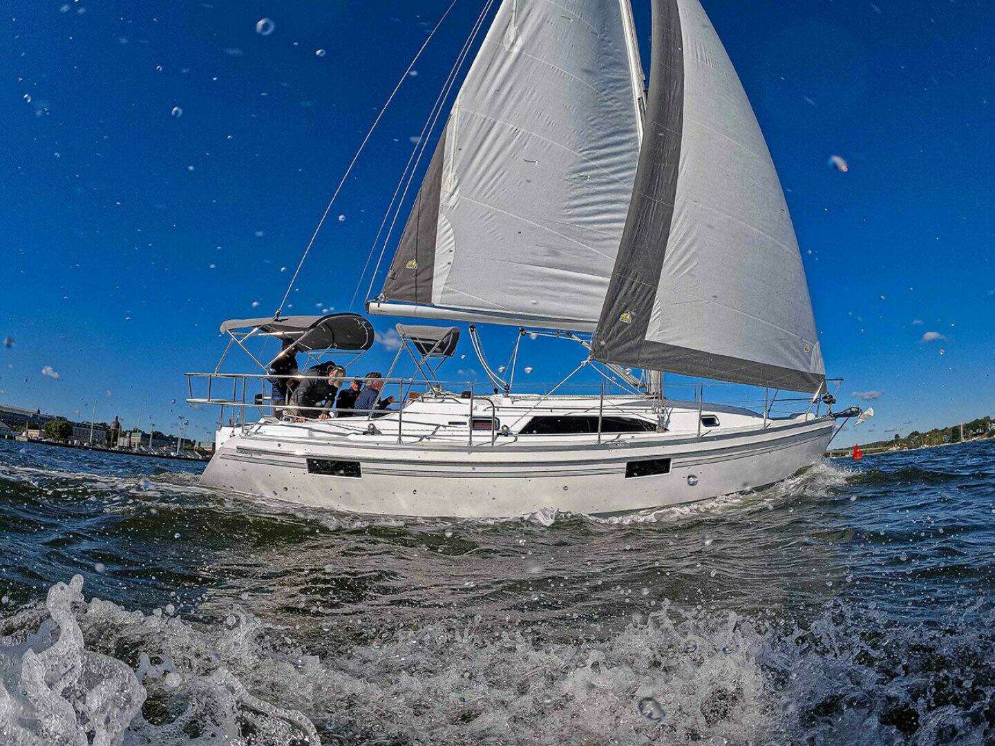 2026 Catalina 356 - Image 8