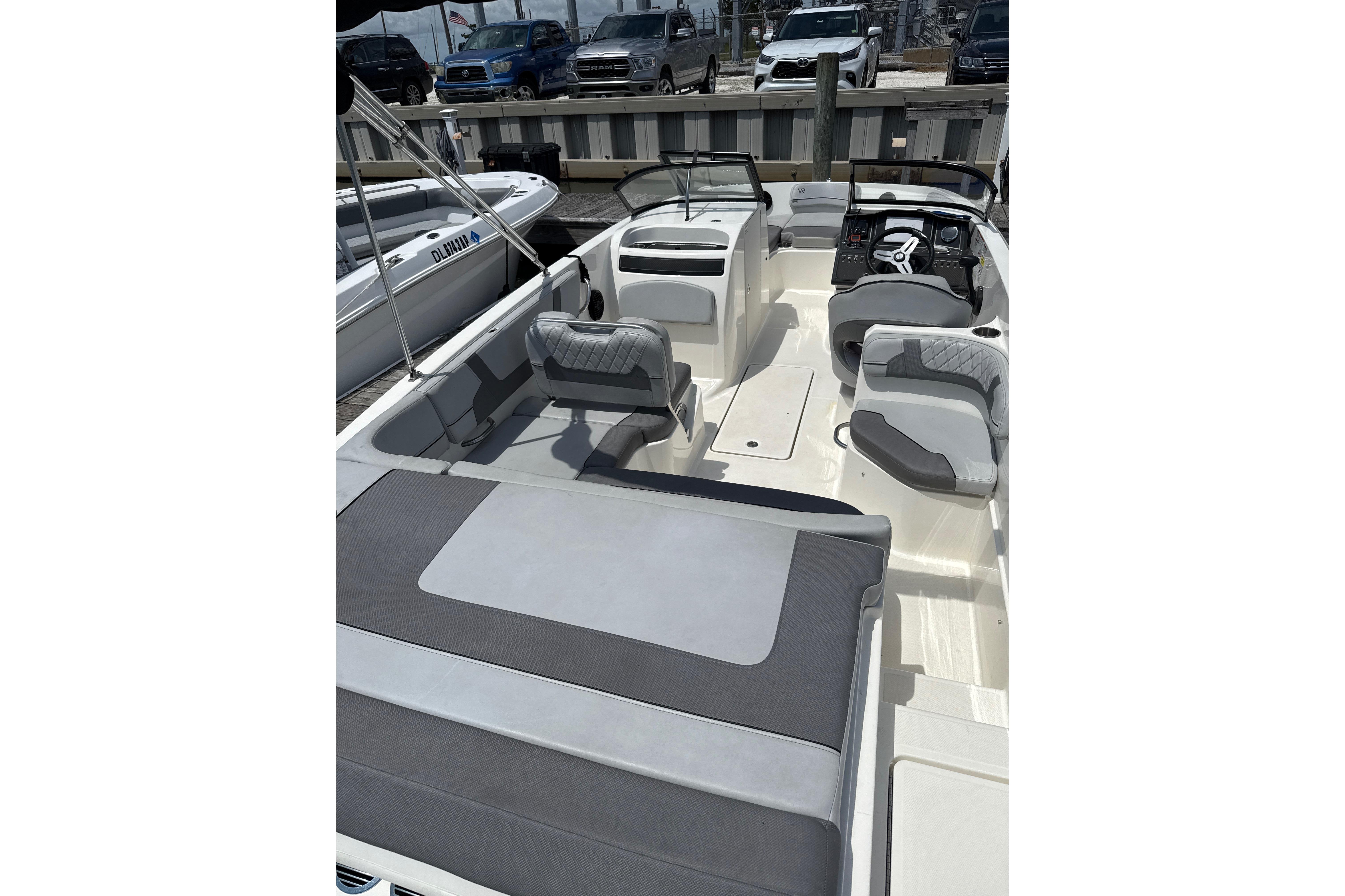 2023 Bayliner VR6 Bowrider OB with spacious seating and modern design.