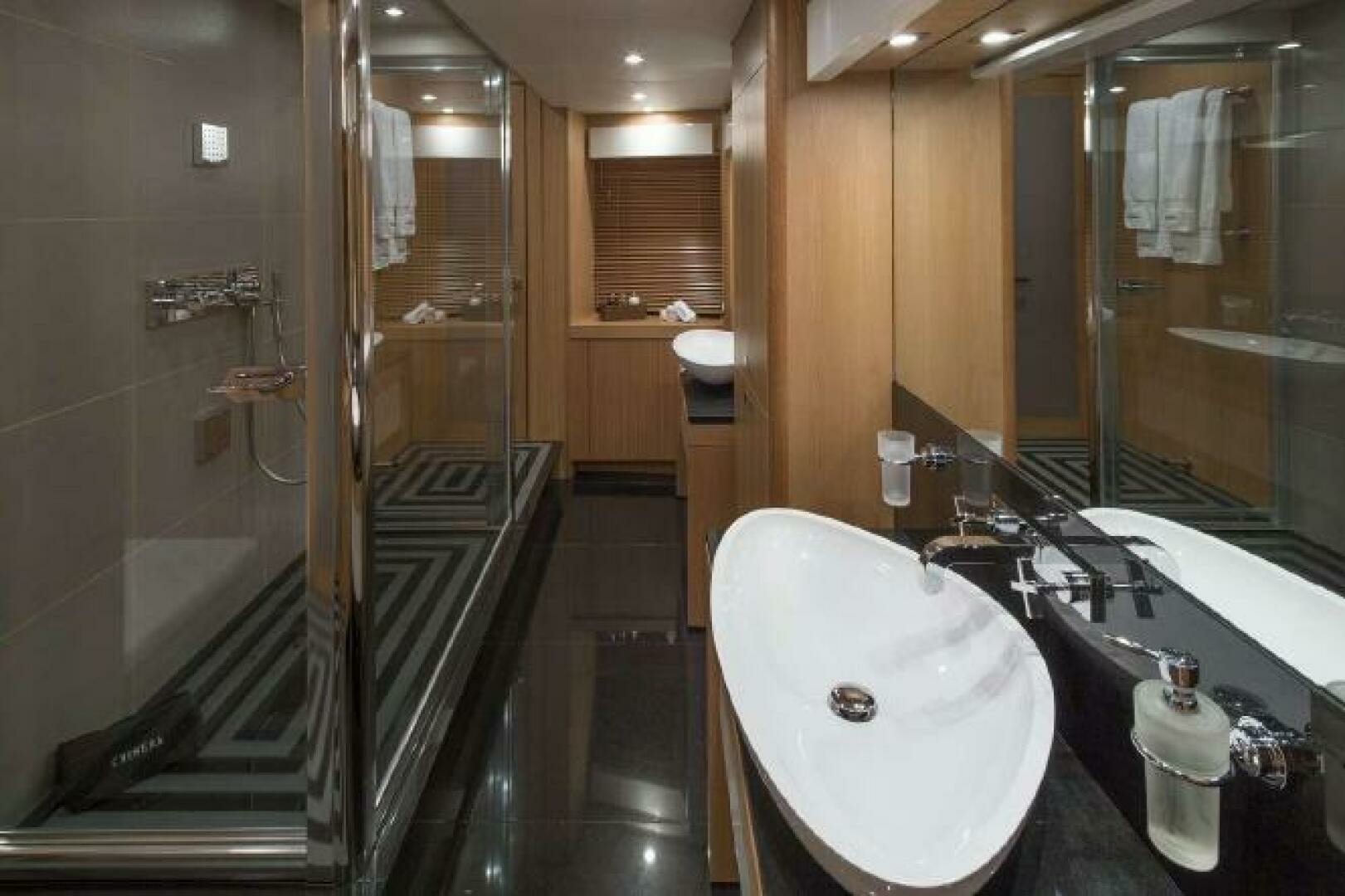 2013 Sunseeker 115 - Image 15
