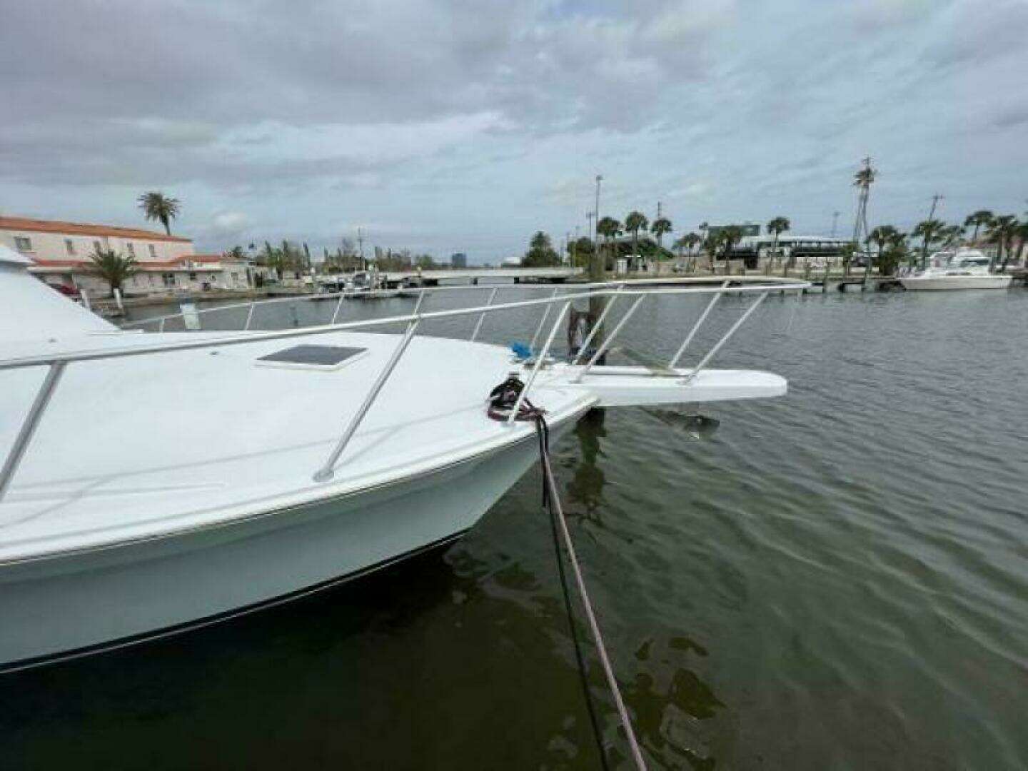 1991 Viking Boats Convertible - Image 11