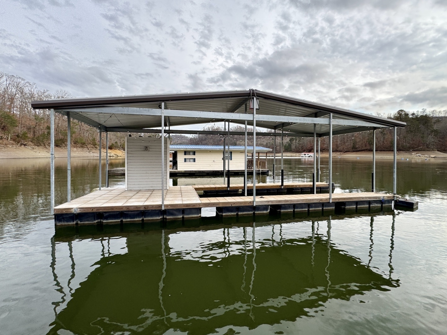 2022 Custom Premier Docks 16 x 40 Dock - Image 27