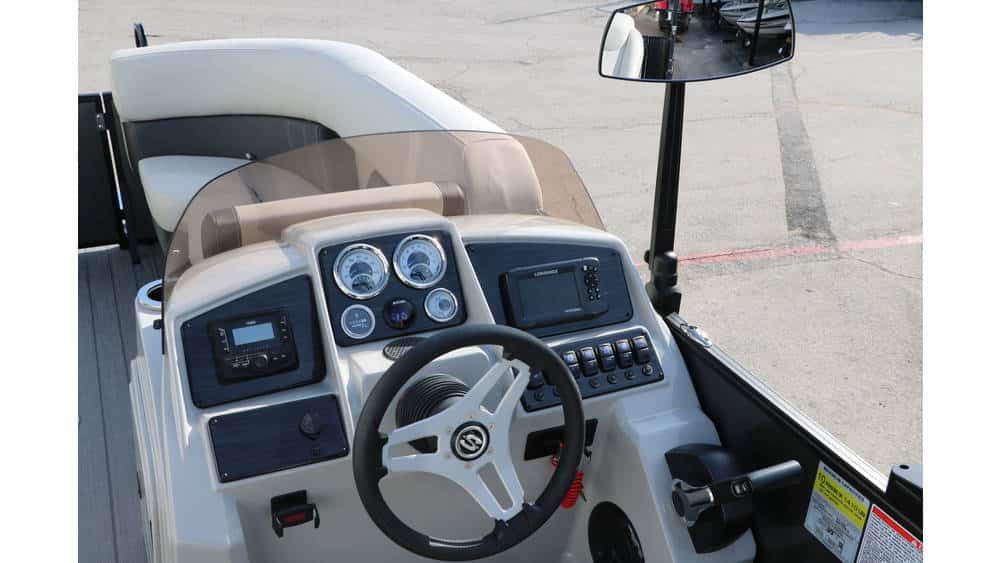 2025 Sylvan Mirage 820 Party Fish Premium - 20