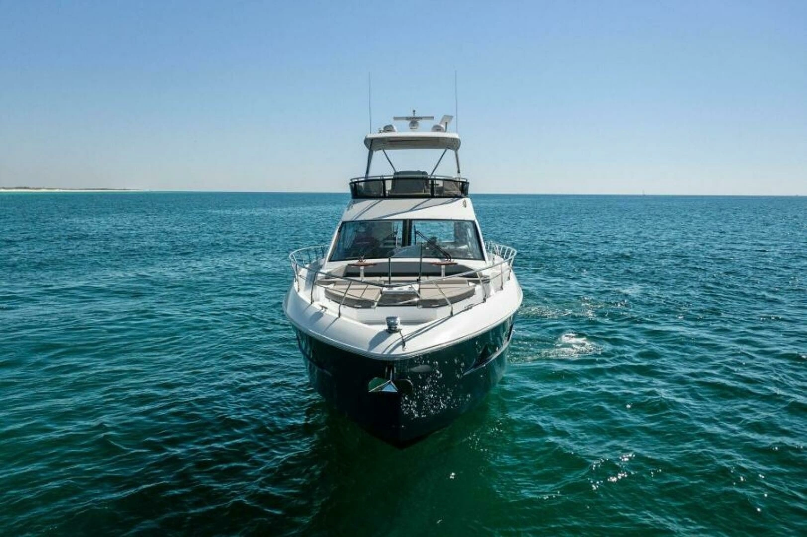 2023 Cruisers Yachts 60 Cantius Fly - Image 63