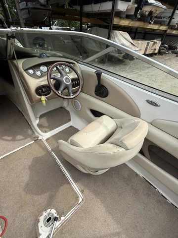 2002 Chaparral 196 SSi - 9