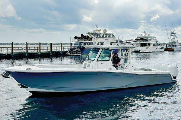 2021 Caymas 341CC