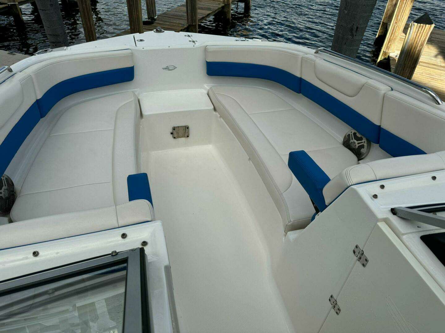2017 Chaparral 250 Suncoast - Image 8