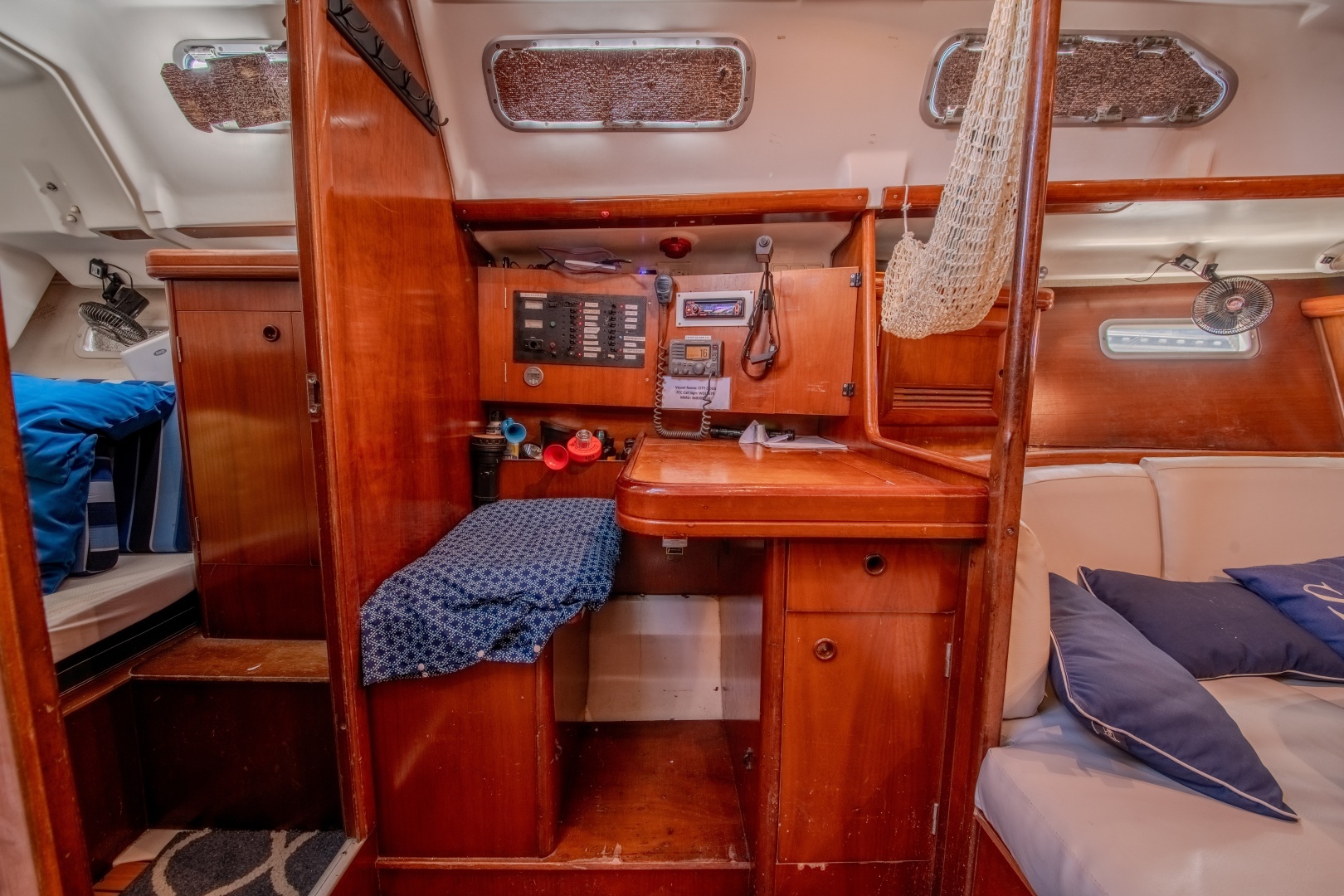 2002 Beneteau 393 - Image 47