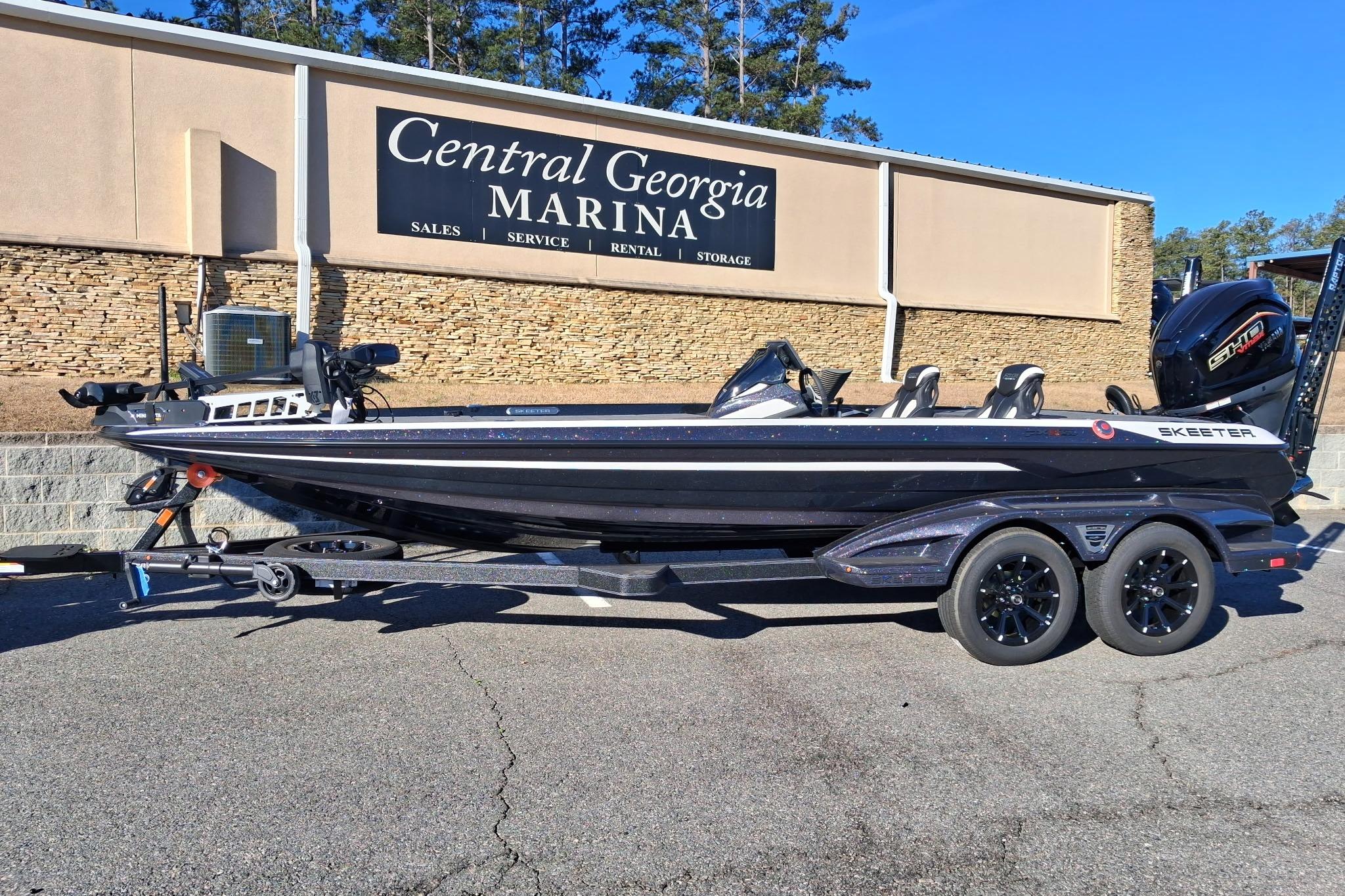 2026 Skeeter FXR21 FLEX boat at Central Georgia Marina.