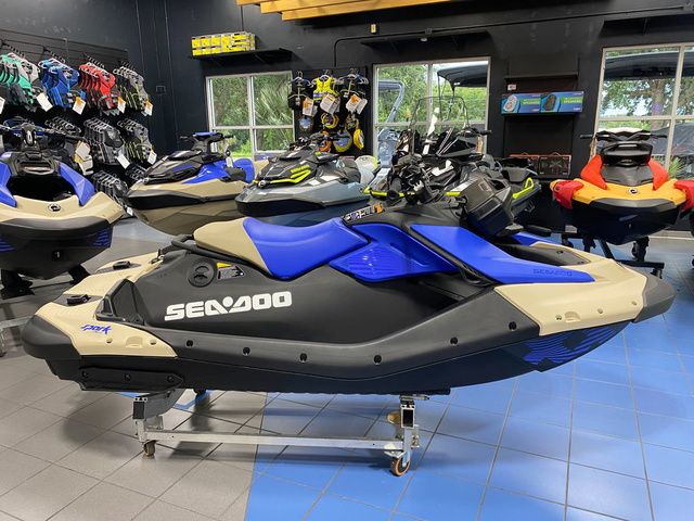 2025 Sea-Doo Spark Trixx for 1 - 2