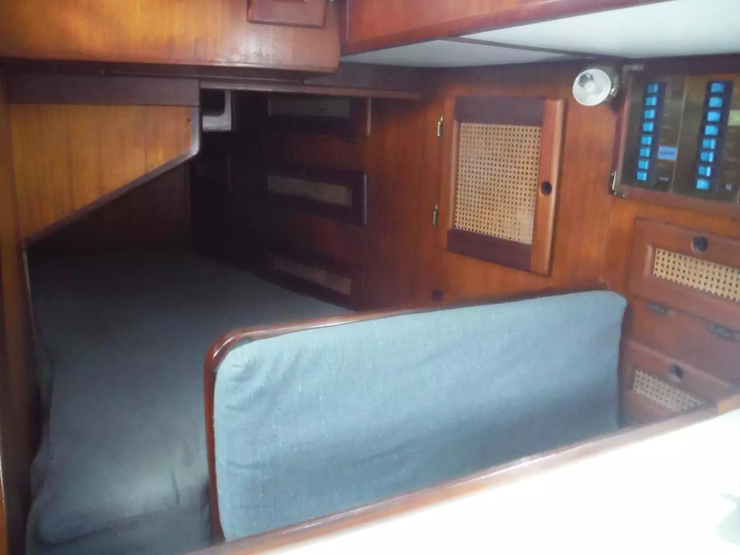 1980 Corbin 39 Aft Cockpit Cutter - Image 43