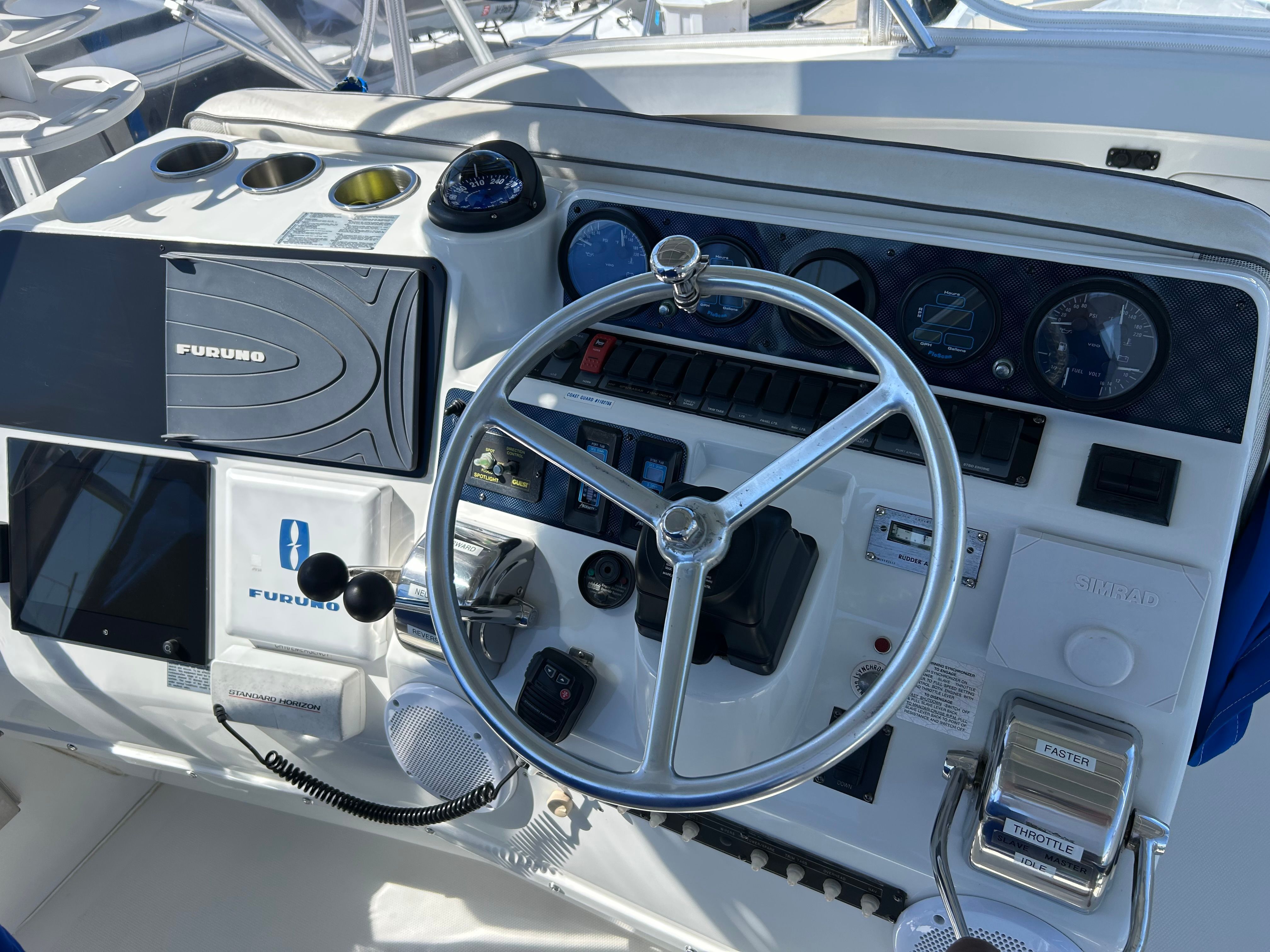 2000 Luhrs Tournament 360 Convertible - 6
