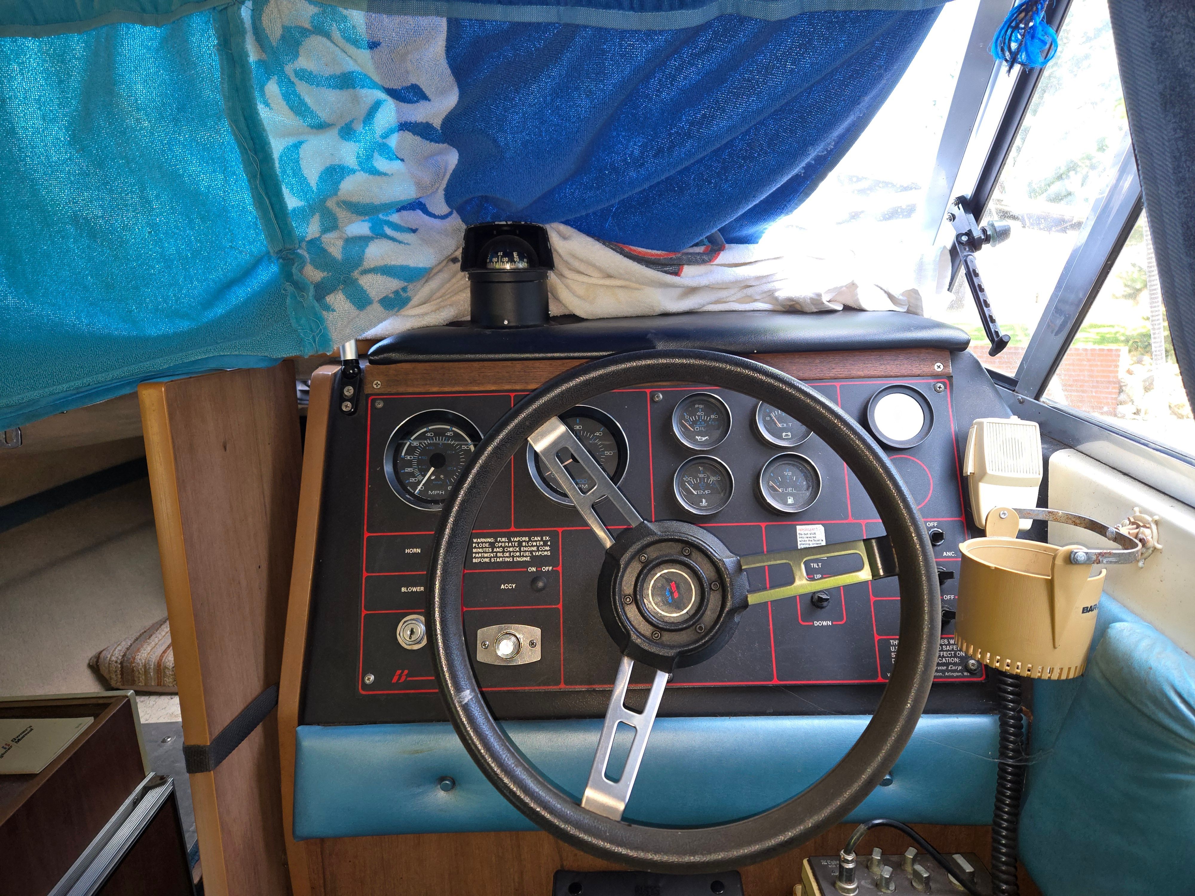 1982 Bayliner Santiago - 2