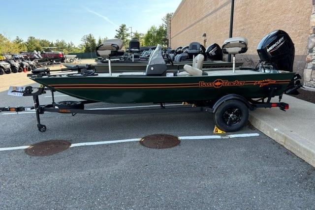 2026 Tracker Bass Tracker Classic Limited