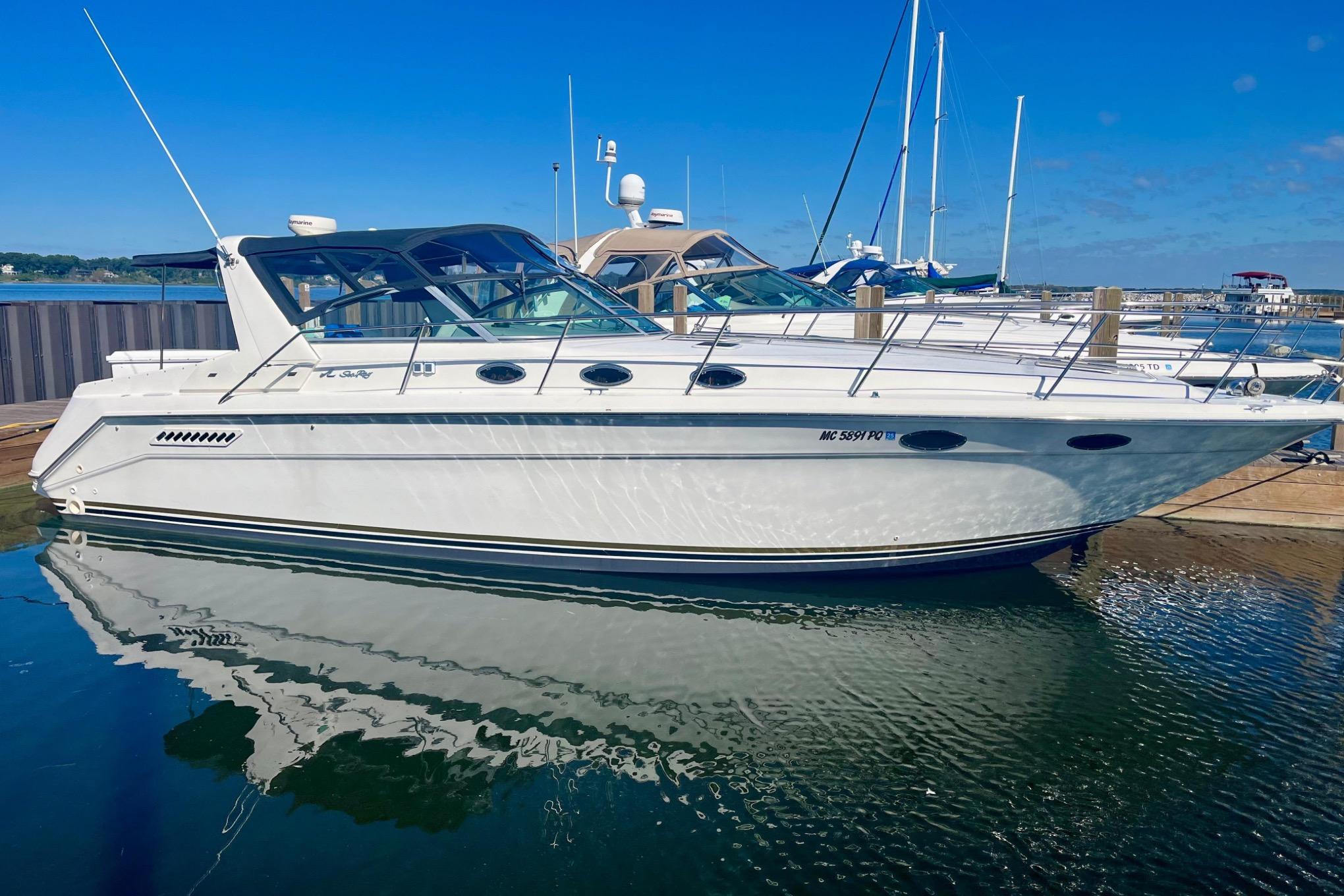 1994 Sea Ray 370 Express Cruiser