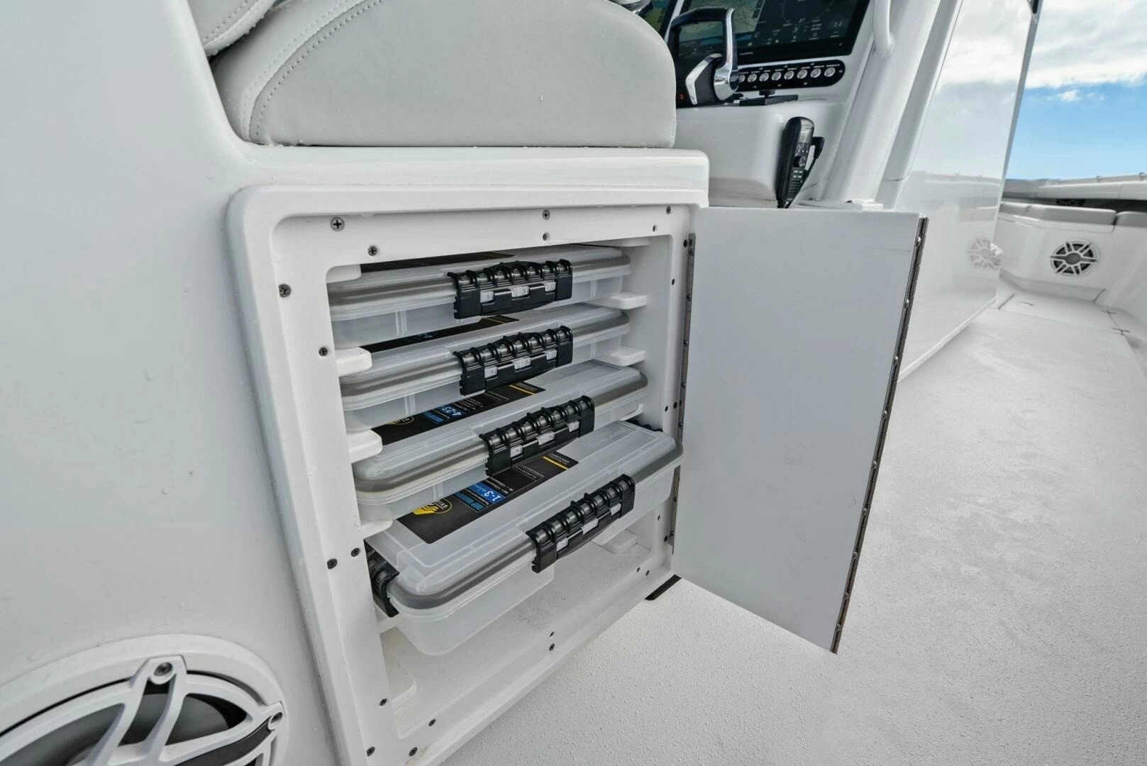 2023 Yellowfin 39 Offshore - Image 23