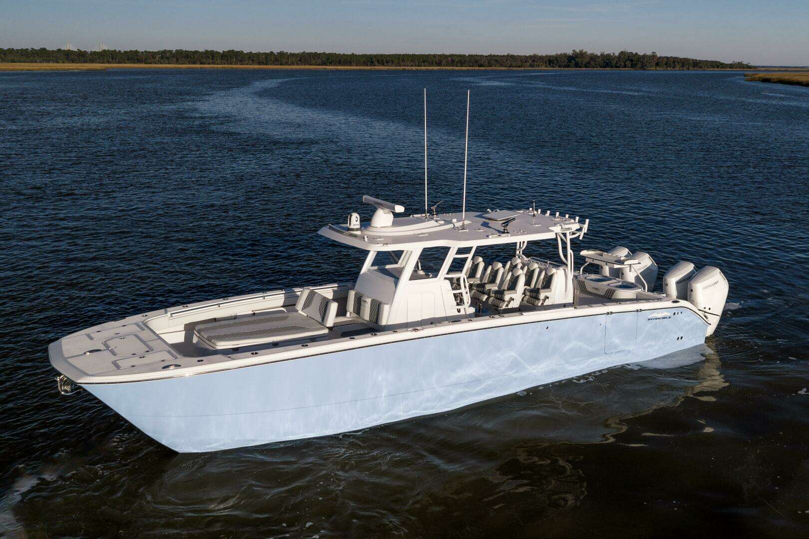 2024 Invincible 40 CAT - Image 12