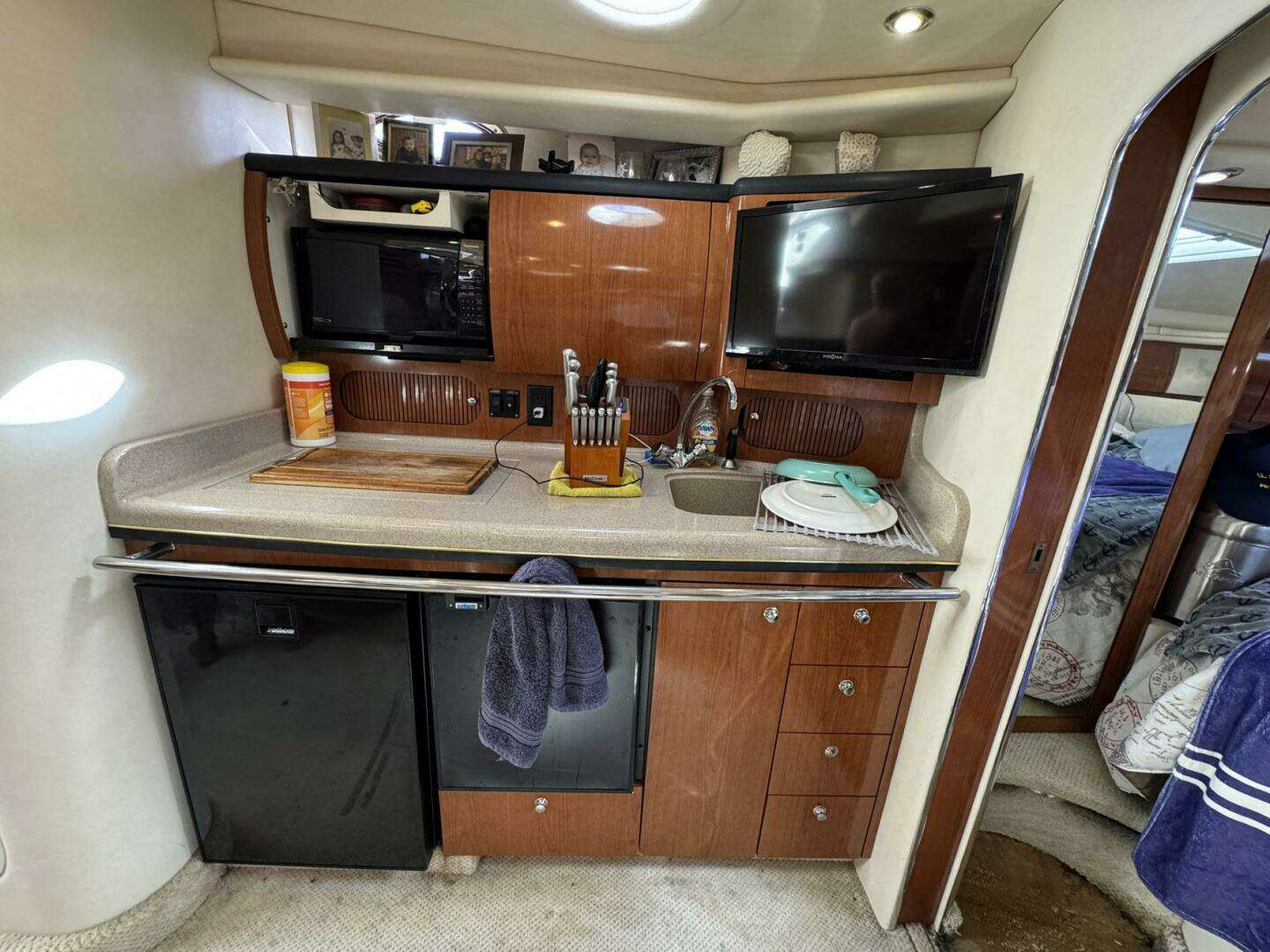 2002 Sea Ray 360 Sundancer - Image 27