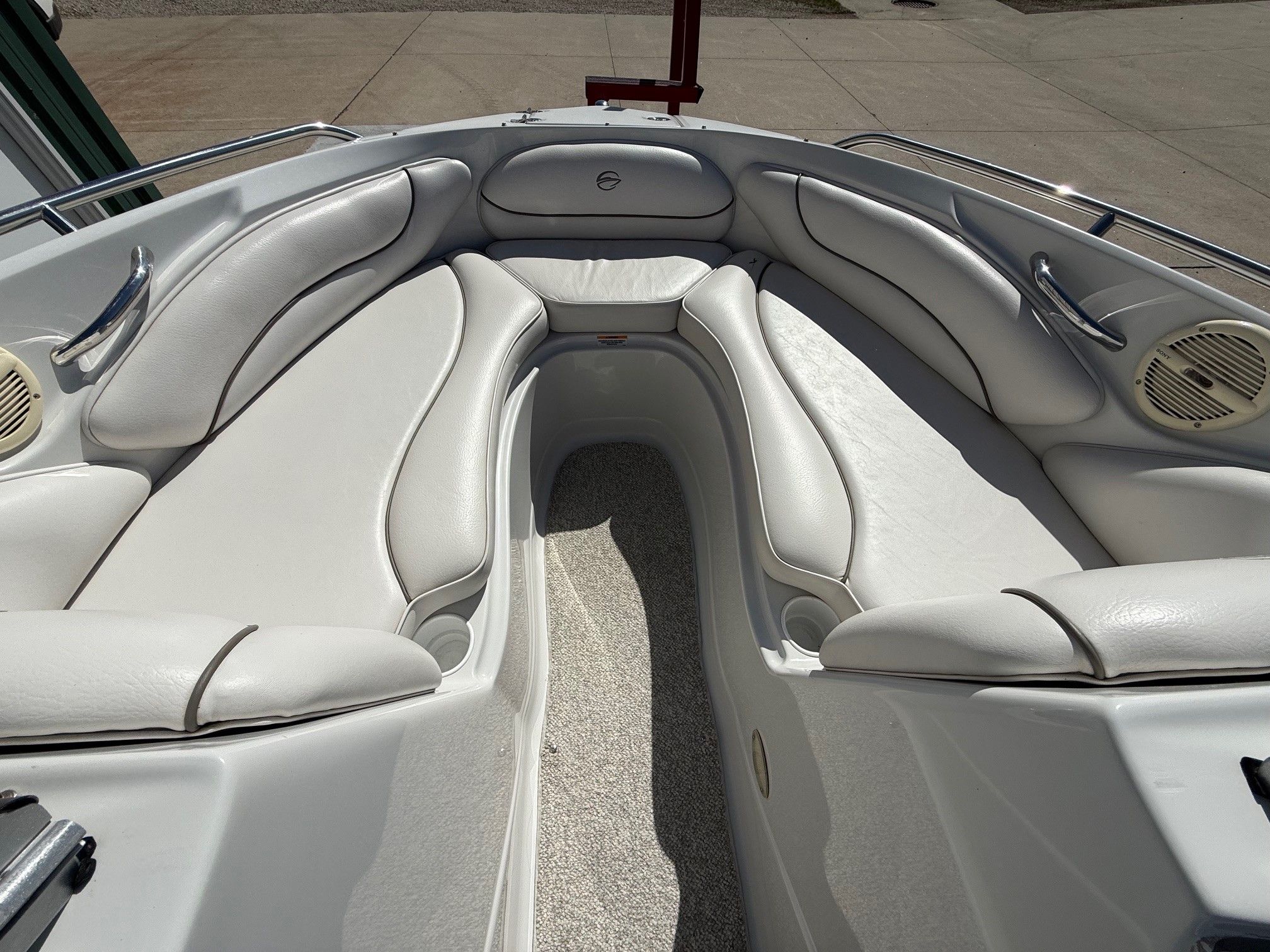 2005 Crownline 216 LS - 11