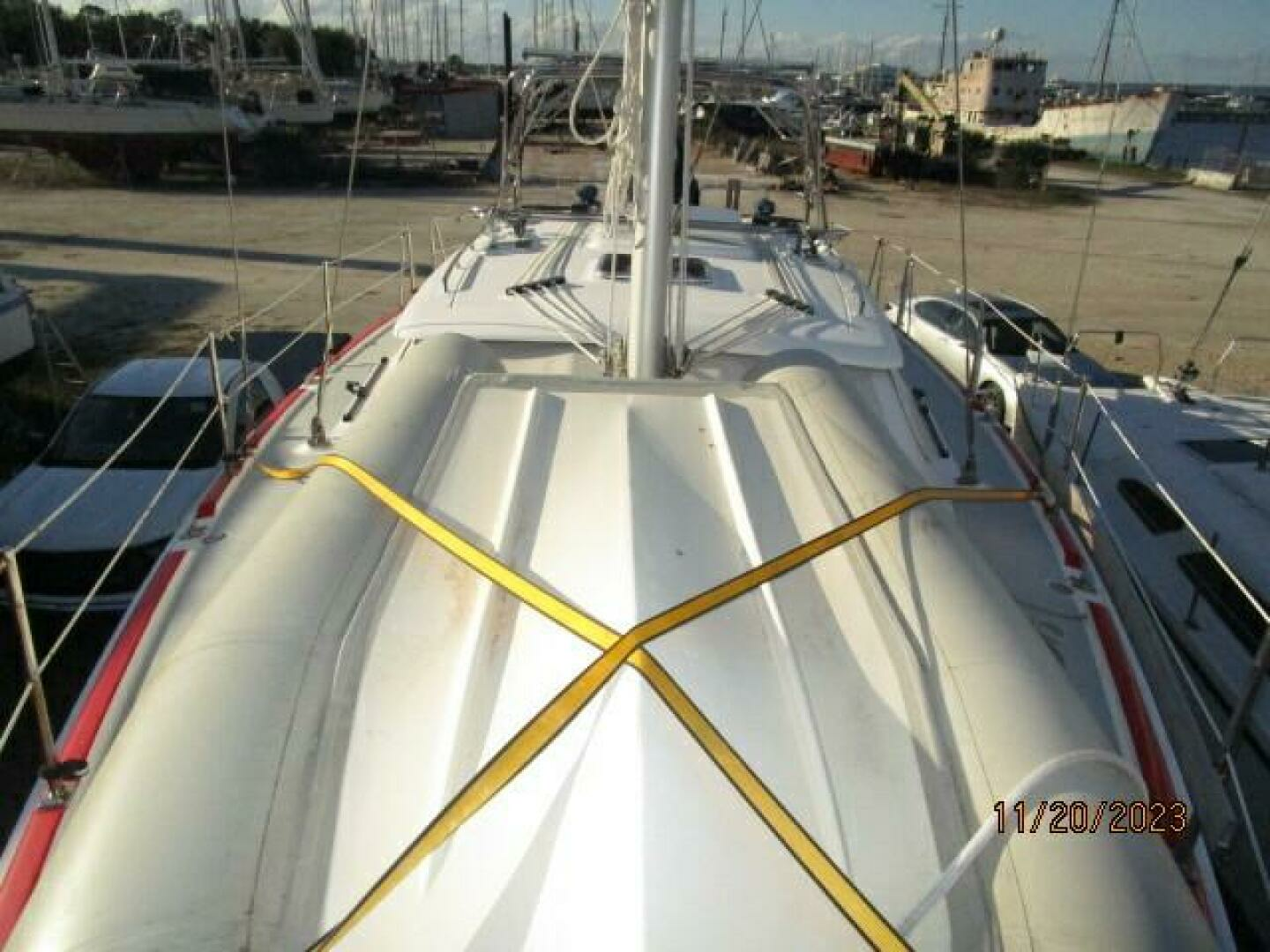 2008 Hunter H41 Deck Salon - Image 11