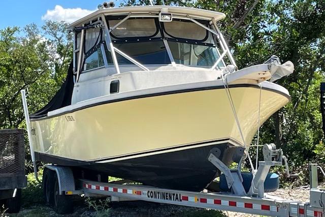 2003 Parker 2510 Walkaround