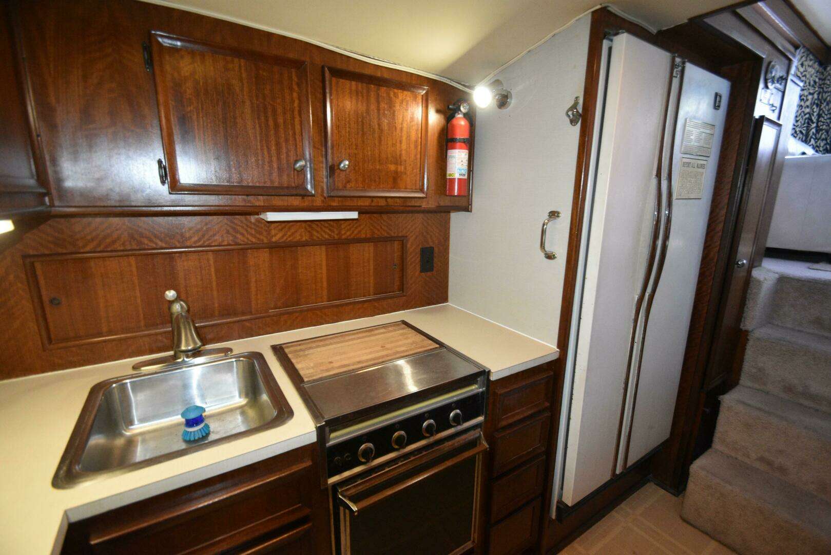 1978 Hatteras 46 Convertible - Image 38