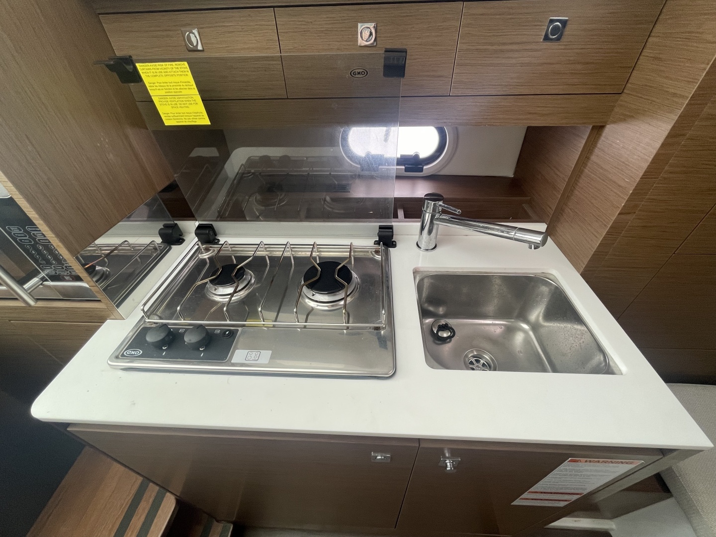 2019 Jeanneau 10.5 - Image 15