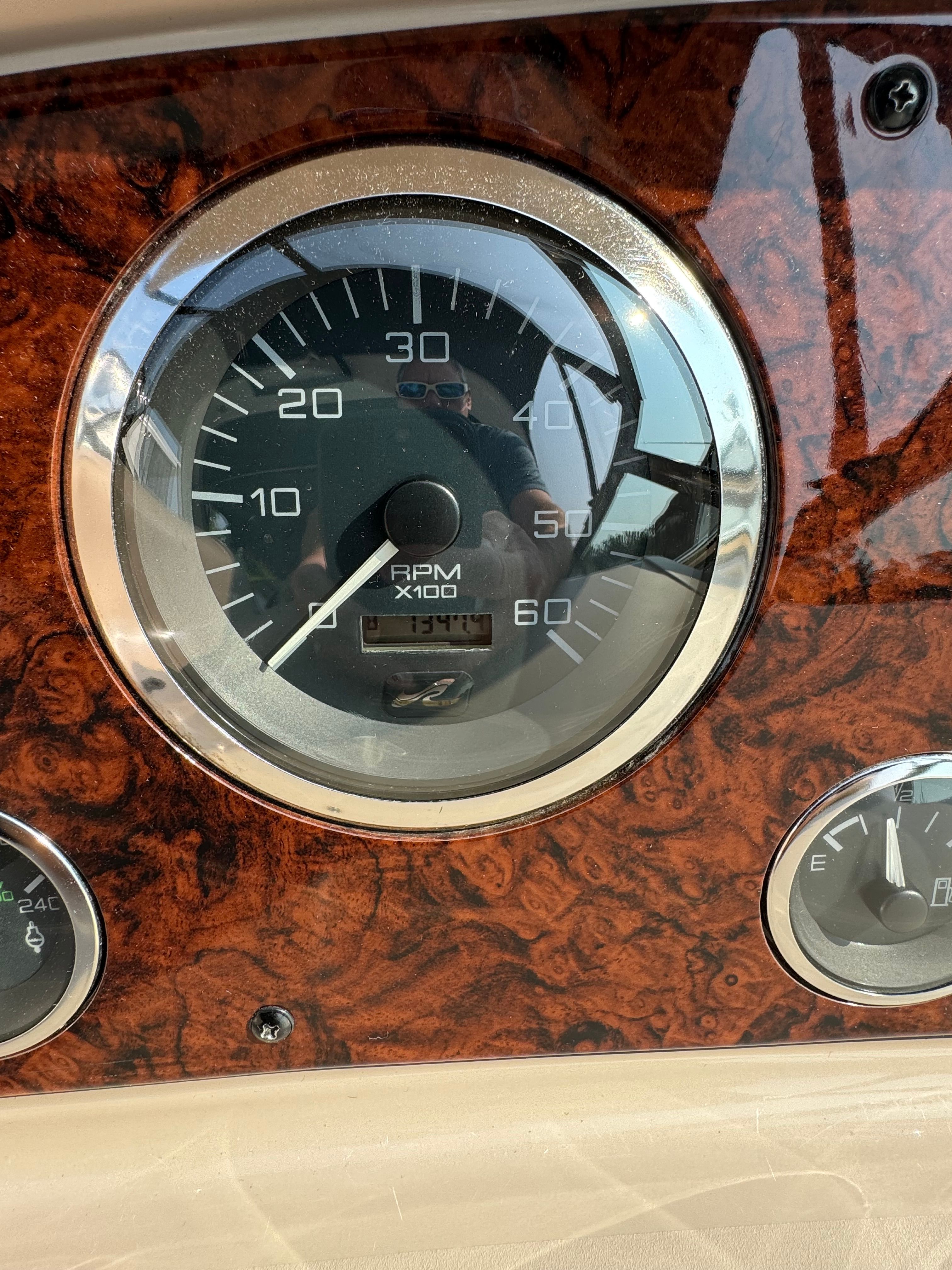 2002 Sea Ray 360 Sundancer - 14