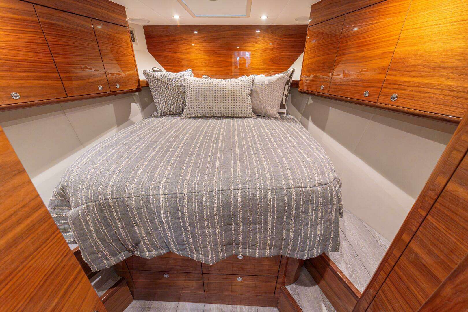 2025 Viking 46 Billfish - Image 60