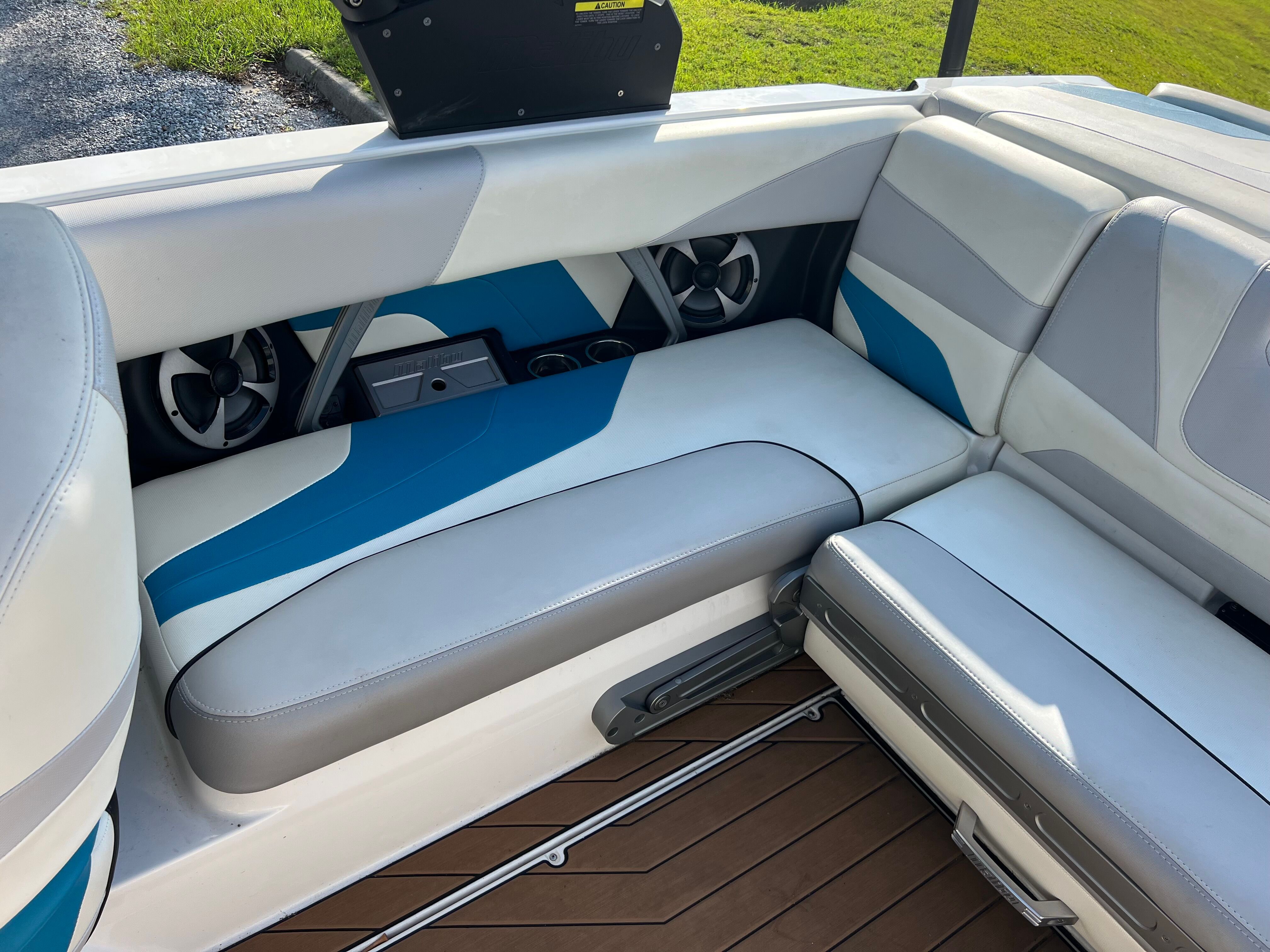 2018 MALIBU 22 MXZ - Image 9