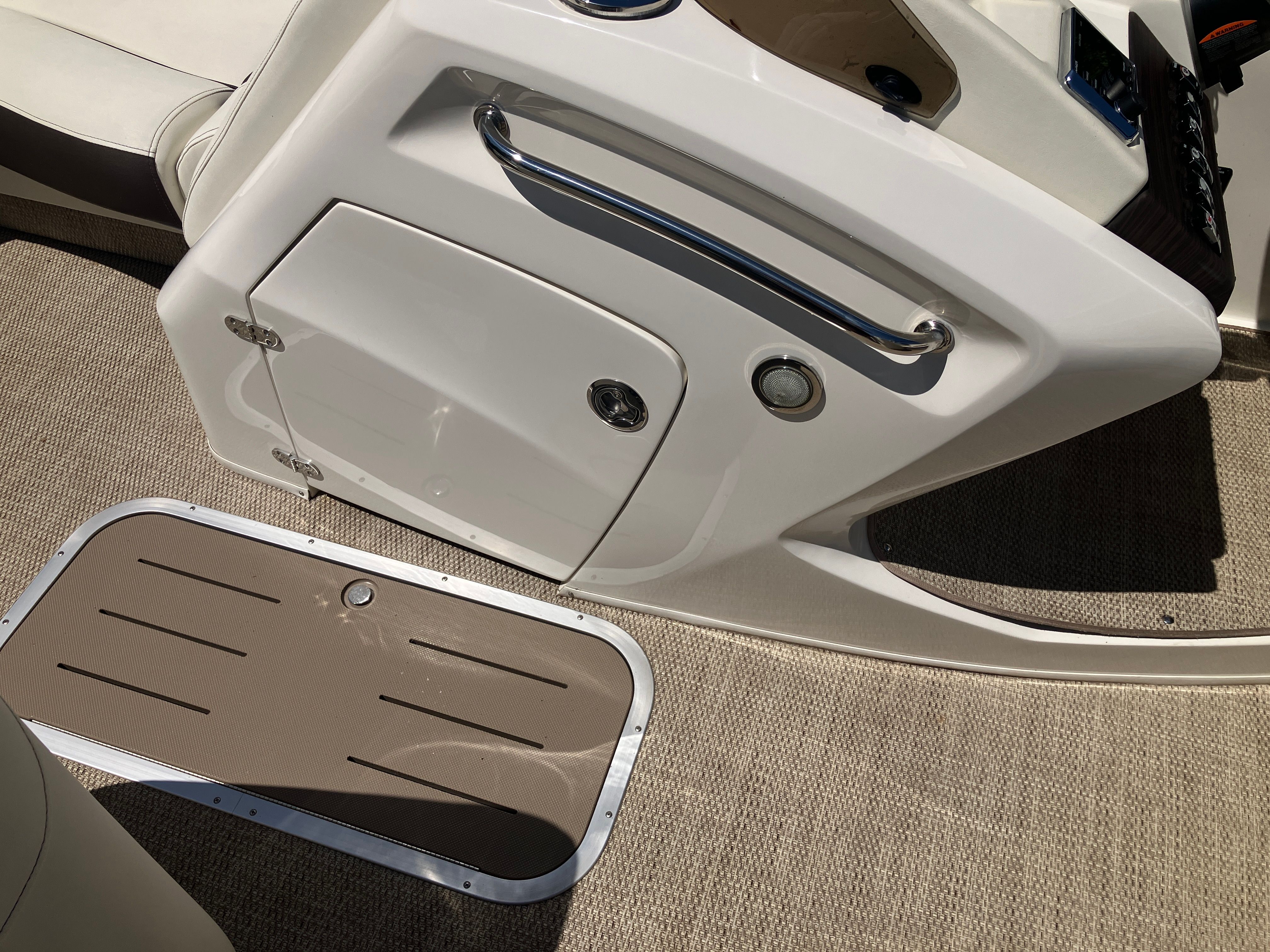 2019 Bennington 23 QLC - 21