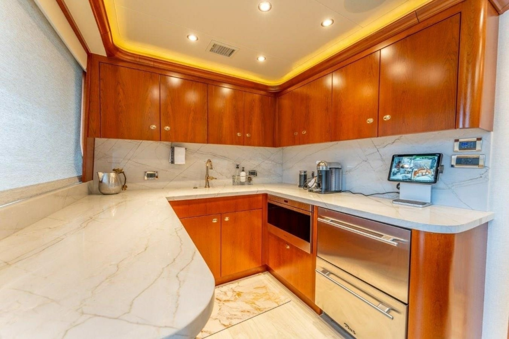 2006 Westport 130 Motoryacht - Image 29