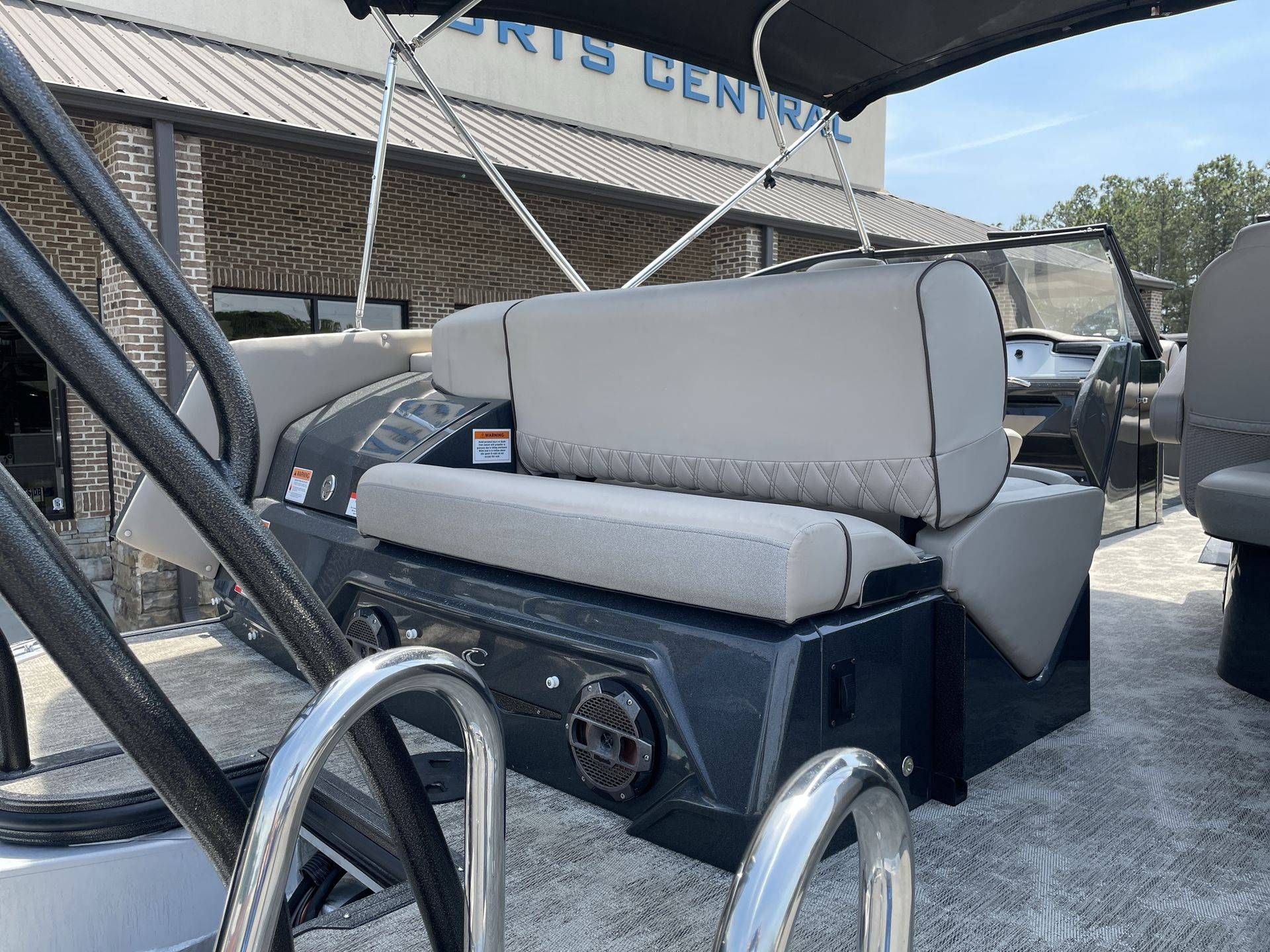 2021 Crest 270 Continental - 23