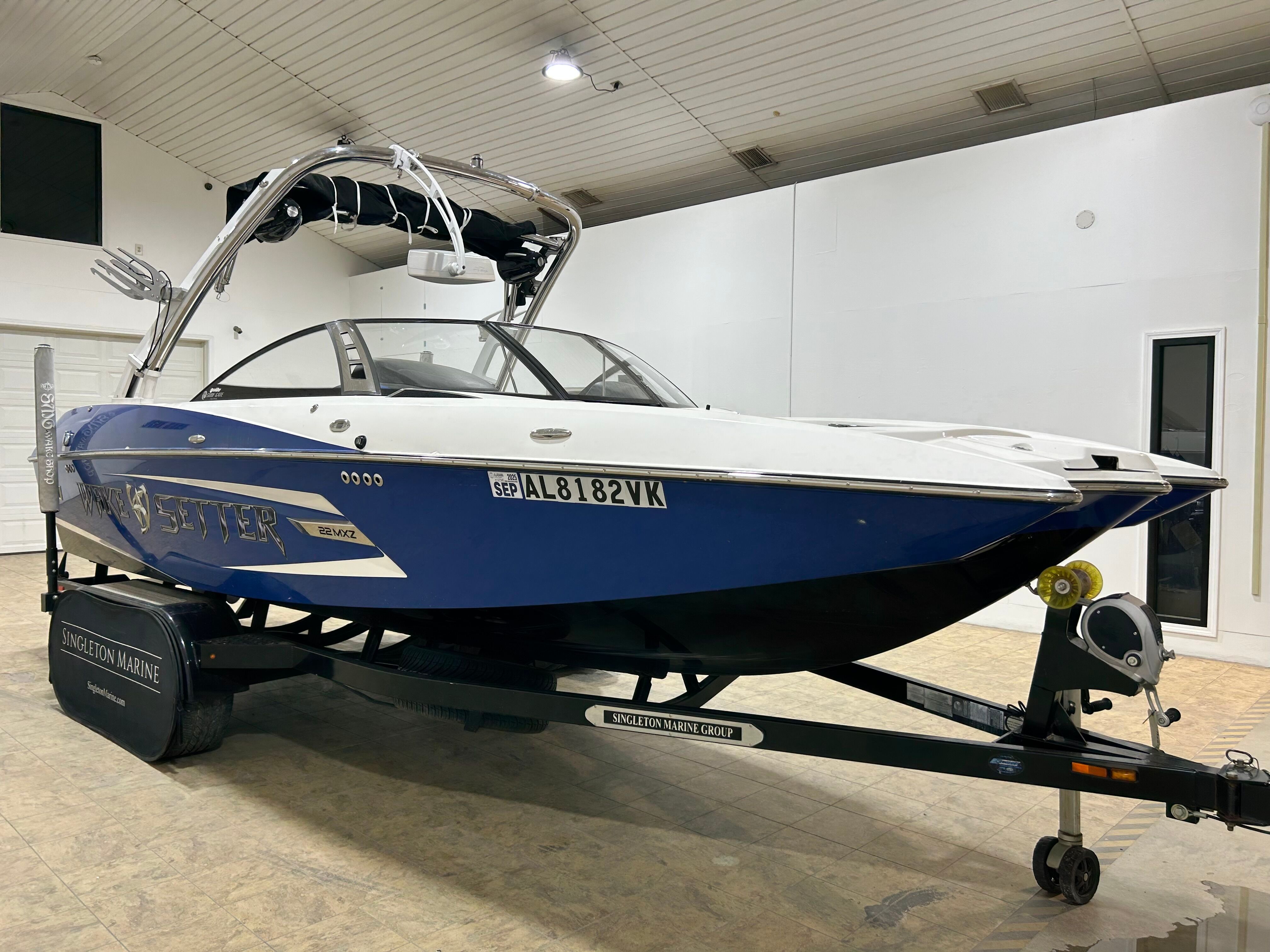 2013 MALIBU 22 MXZ - Image 4