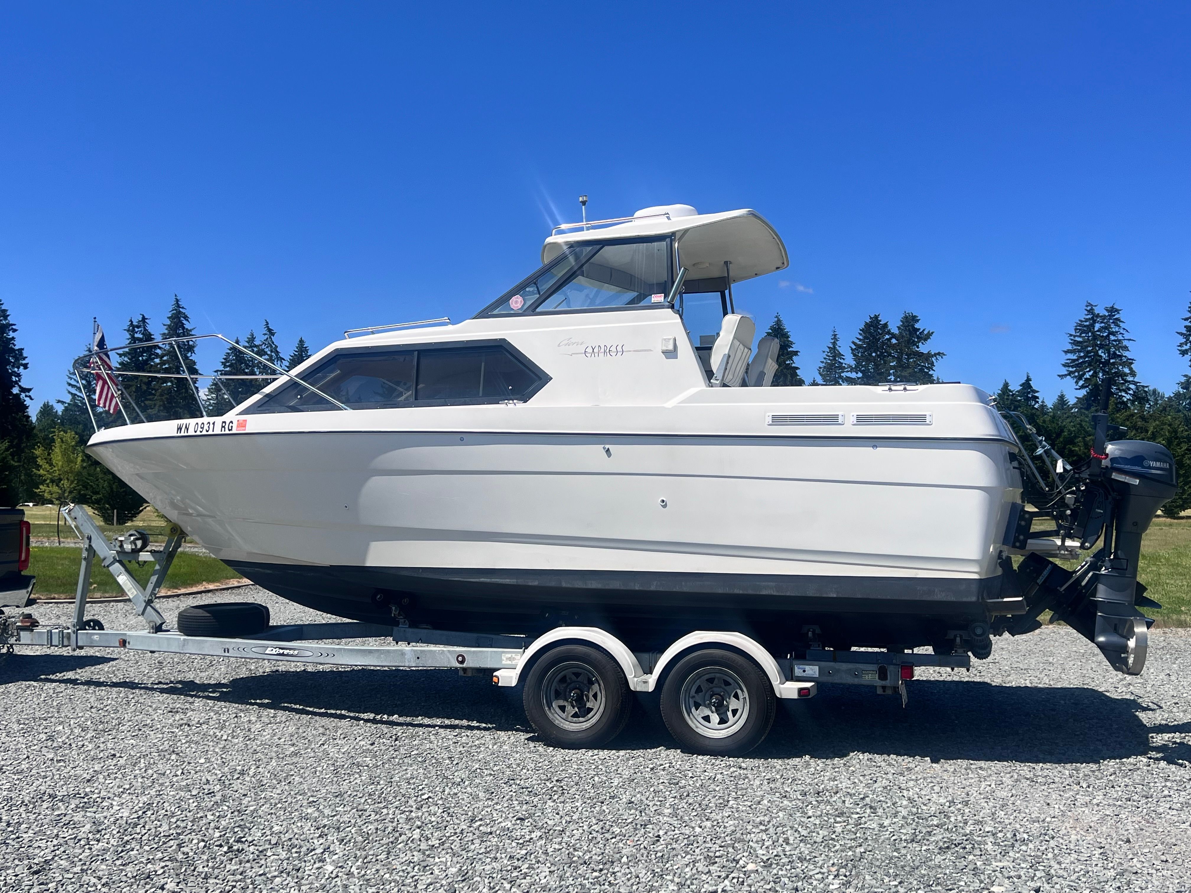 1997 Bayliner 2452