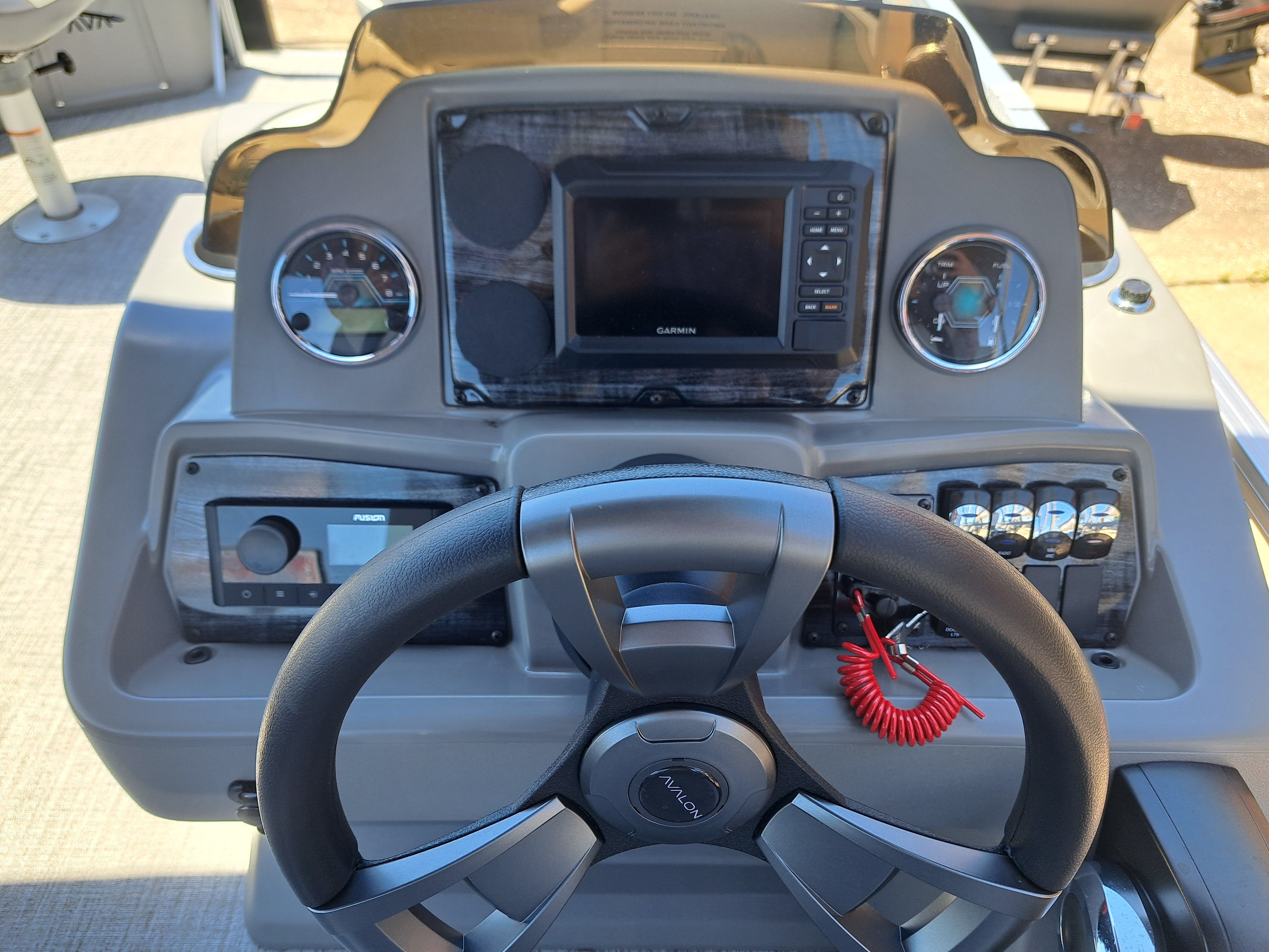 2026 Avalon Venture 85 Quad Fish - 21' - 16