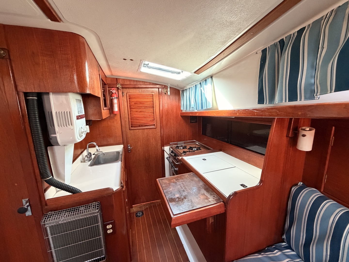 1981 Hinterhoeller — - Image 3