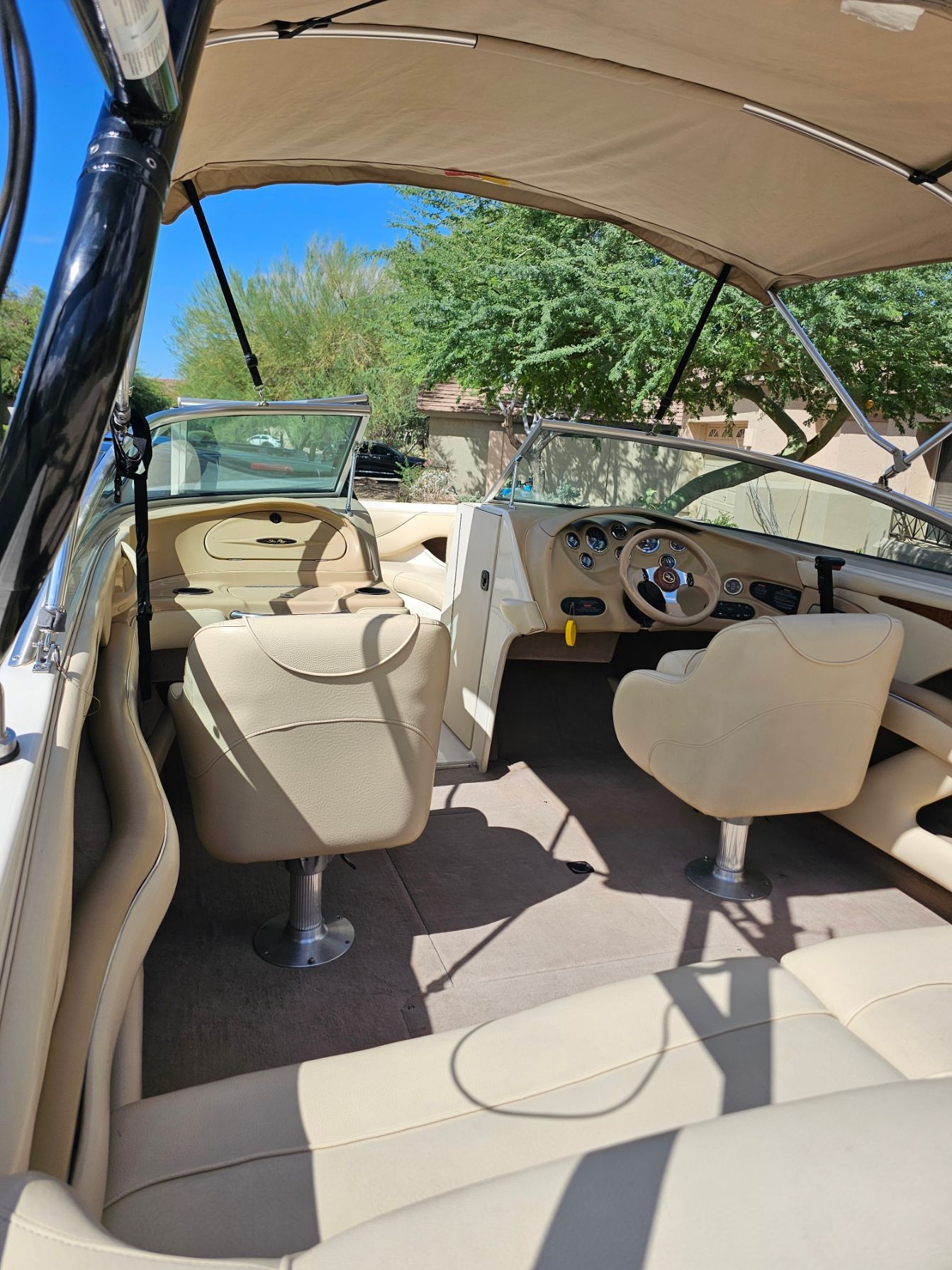 2000 Sea Ray 210 Bow Rider - 9