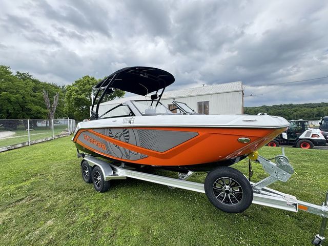 2027 Scarab 210 LX Wake